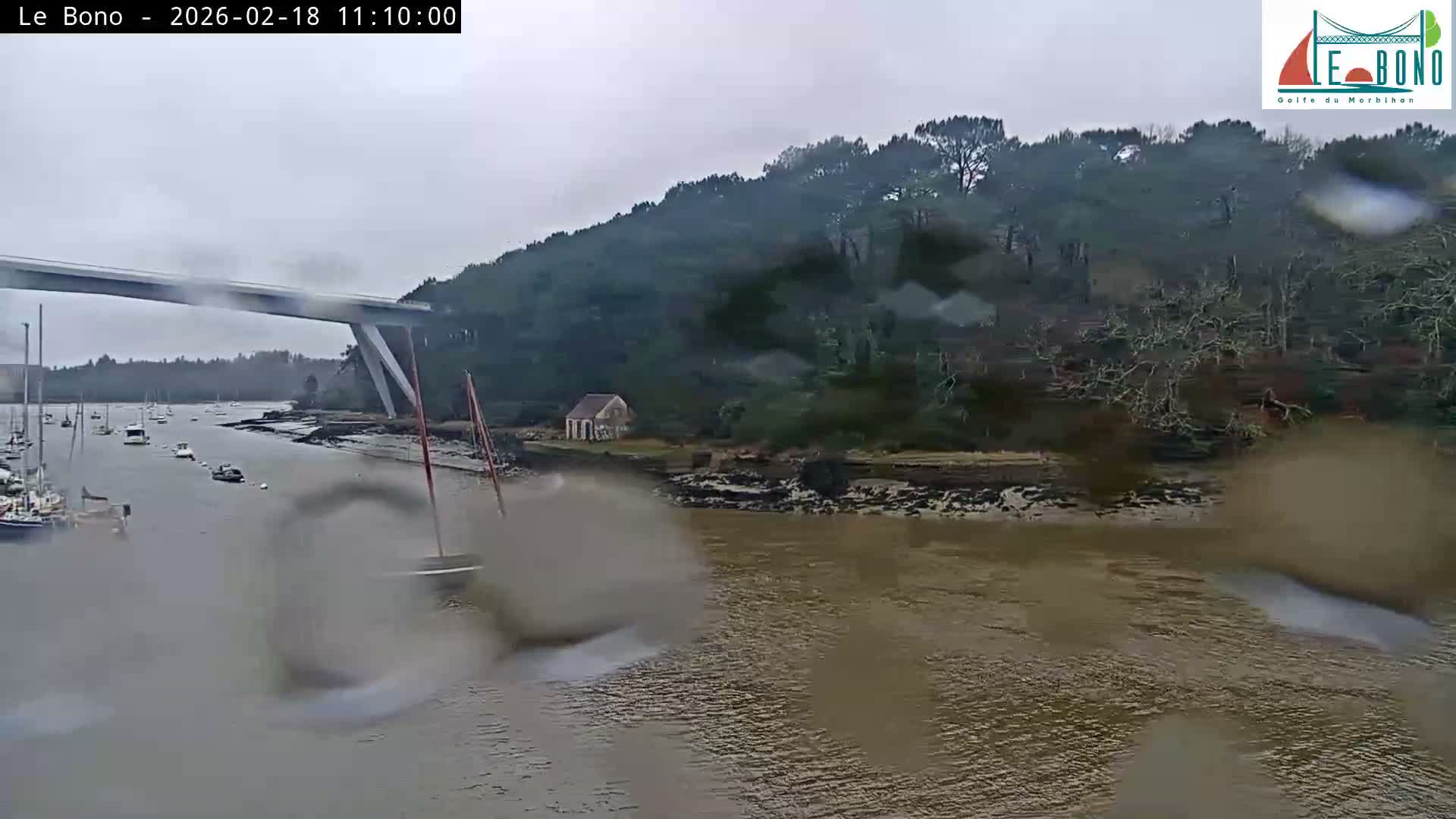 Riviere du Bono River & Le Bono Pont Joseph Le Brix (Pont Joseph Bridge) Live Cam - Vannes, Morbihan, Bretagne. France