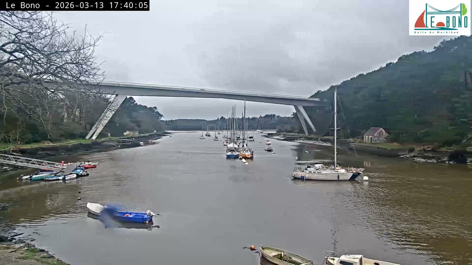 Riviere du Bono River & Le Bono Pont Joseph Le Brix (Pont Joseph Bridge) Live Cam - Vannes, Morbihan, Bretagne. France