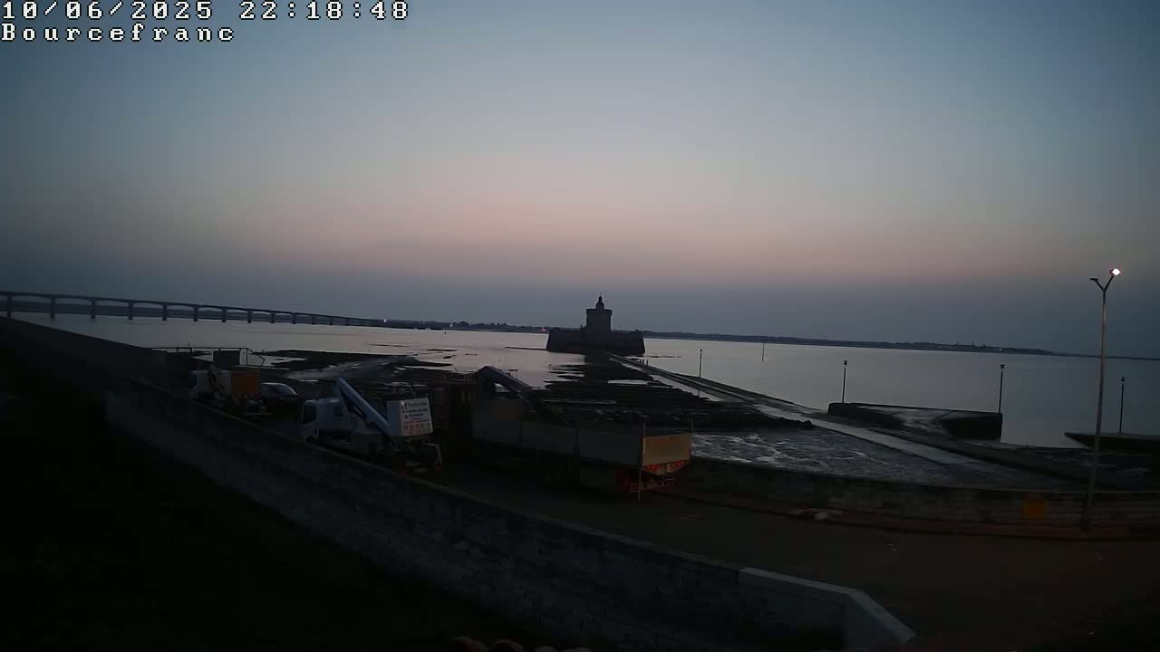 Bourcefranc-Le-Chaups Port & Fort Louvois Fortress Live Cam - Rochefort, Charente-Maritime, Nouvelle-Aquitaine, France
