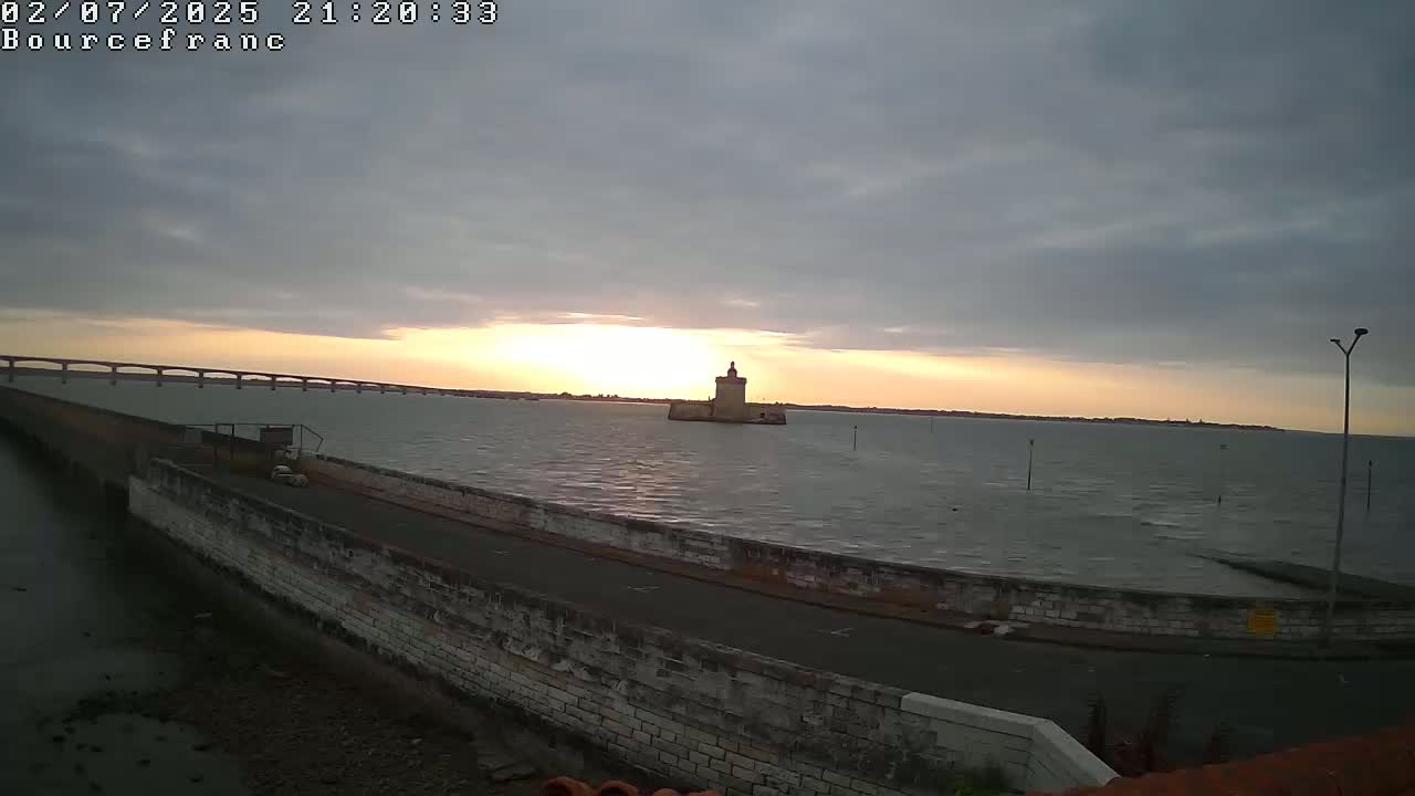Bourcefranc-Le-Chaups Port & Fort Louvois Fortress Live Cam - Rochefort, Charente-Maritime, Nouvelle-Aquitaine, France
