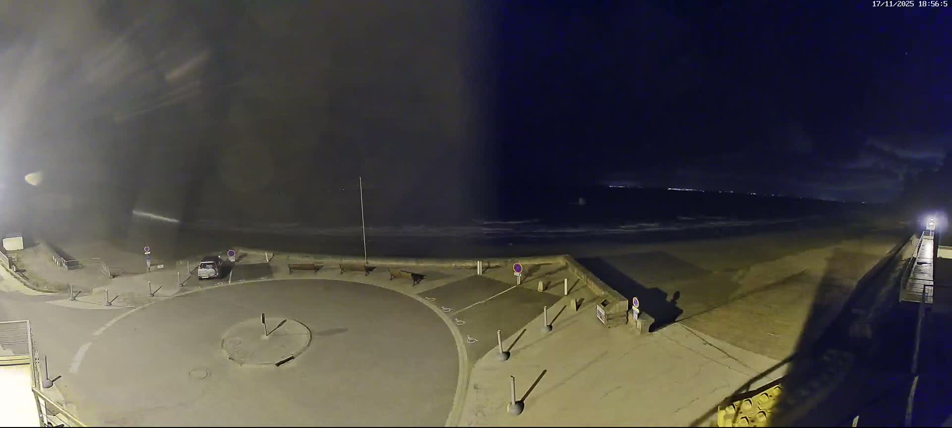 Etables-sur-Mer , Plage des Godelins Beach Live Cam - Saint-Brieuc, Cotes-d'Armor, Bretagne, france