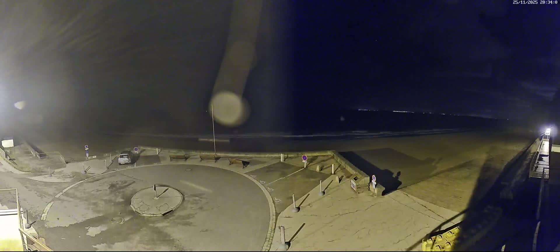 Etables-sur-Mer , Plage des Godelins Beach Live Cam - Saint-Brieuc, Cotes-d'Armor, Bretagne, france