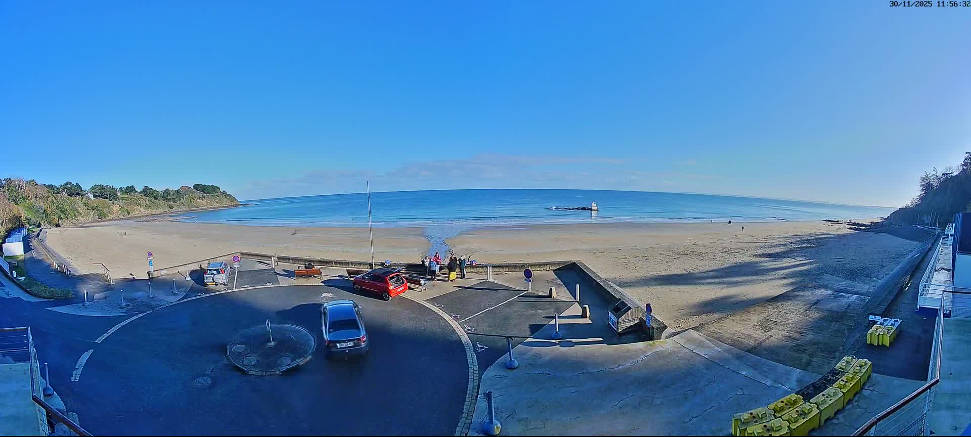 Etables-sur-Mer , Plage des Godelins Beach Live Cam - Saint-Brieuc, Cotes-d'Armor, Bretagne, france