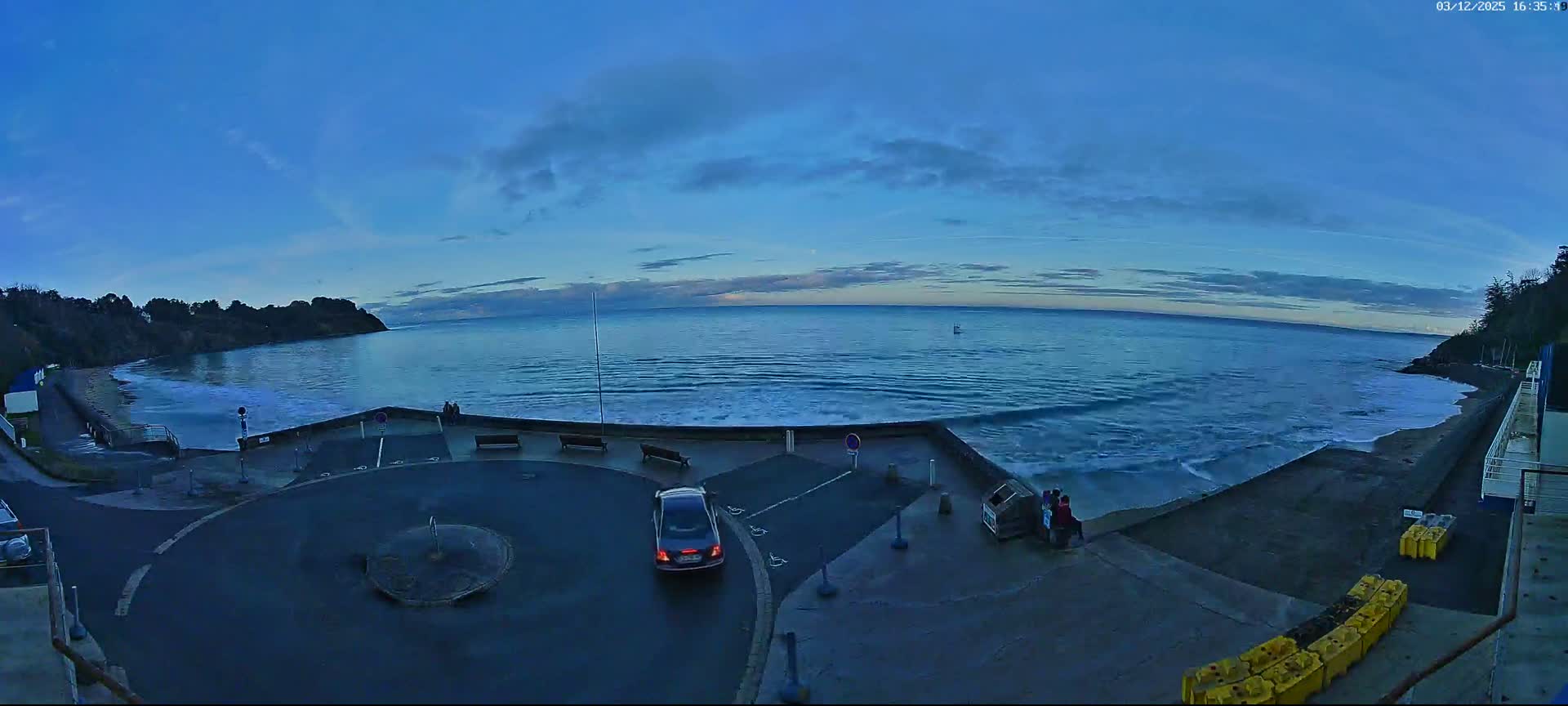 Etables-sur-Mer , Plage des Godelins Beach Live Cam - Saint-Brieuc, Cotes-d'Armor, Bretagne, france