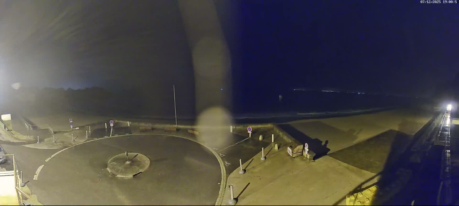 Etables-sur-Mer , Plage des Godelins Beach Live Cam - Saint-Brieuc, Cotes-d'Armor, Bretagne, france