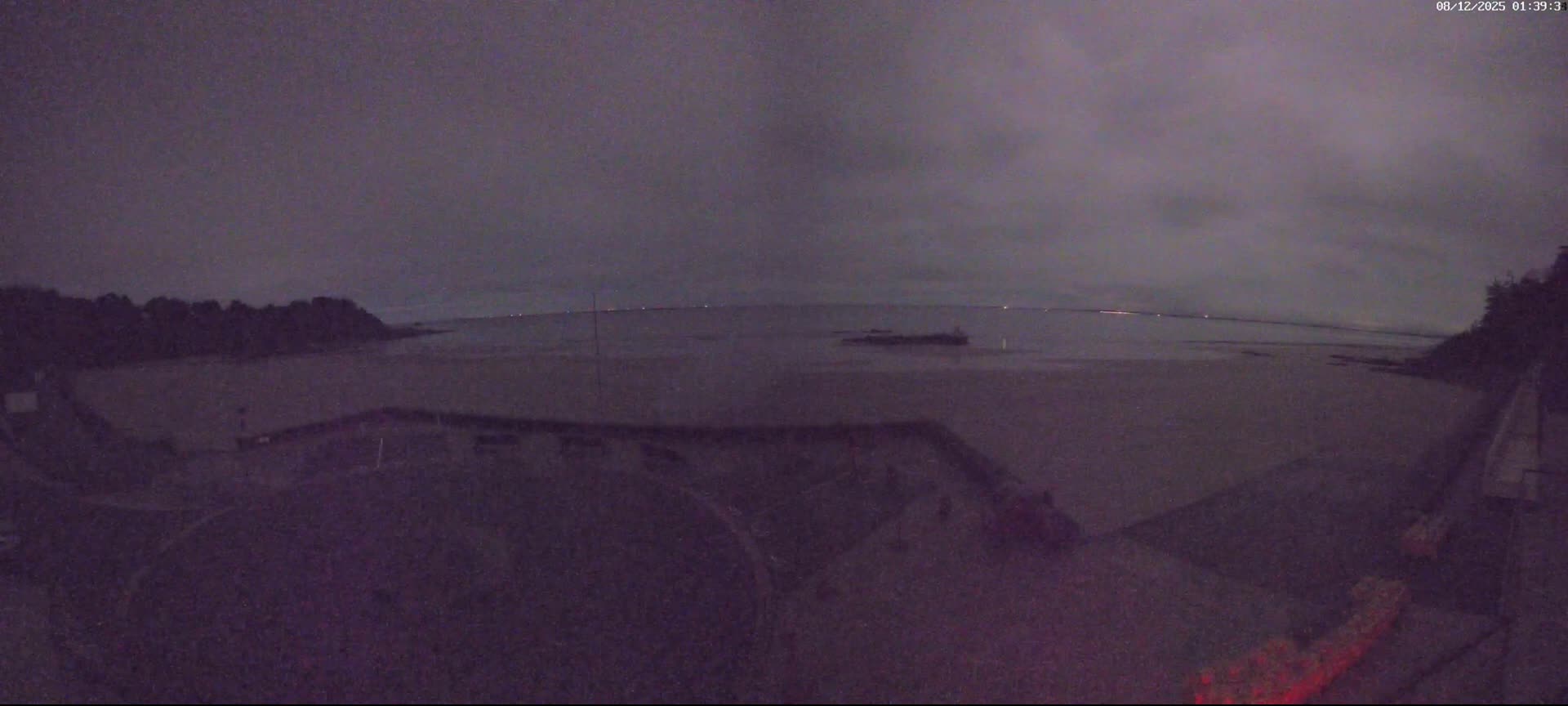 Etables-sur-Mer , Plage des Godelins Beach Live Cam - Saint-Brieuc, Cotes-d'Armor, Bretagne, france