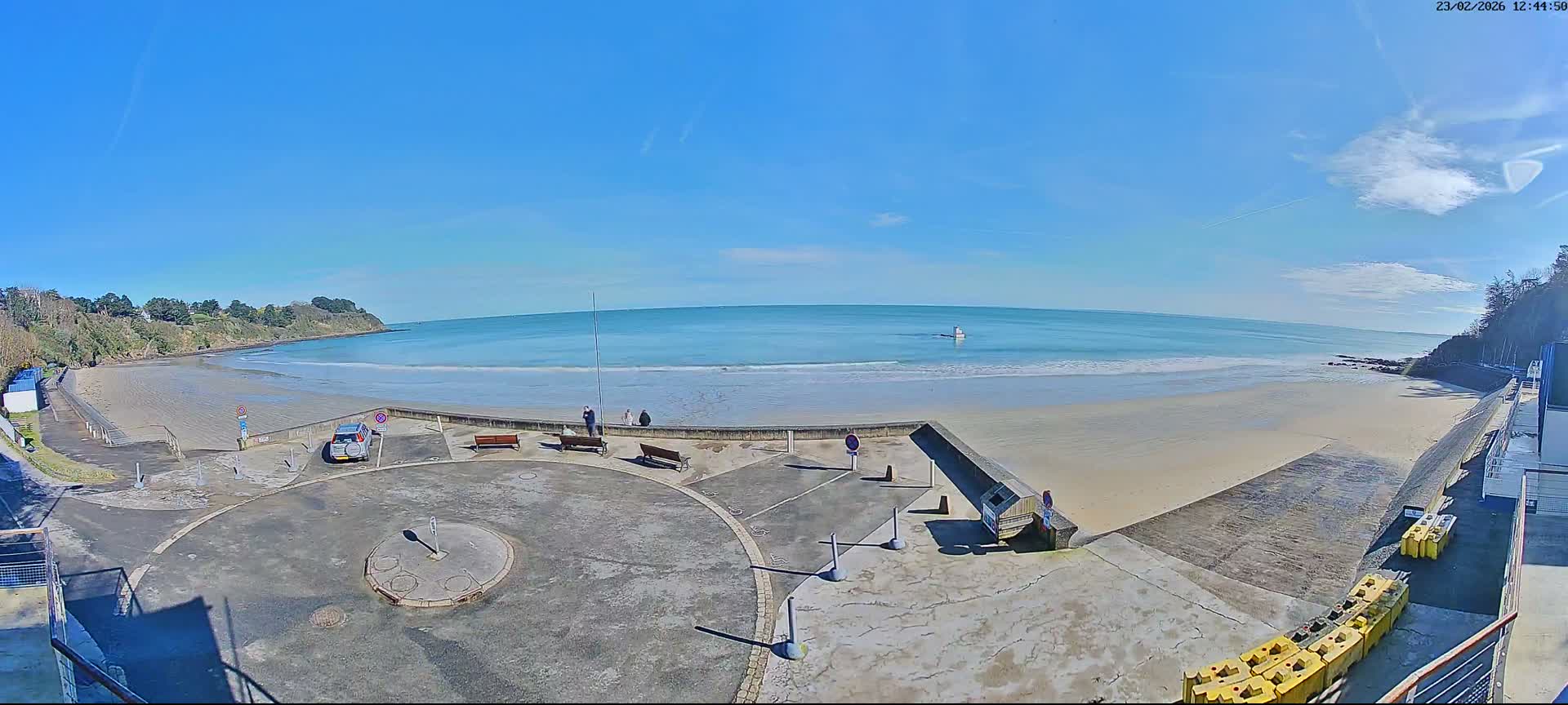 Etables-sur-Mer , Plage des Godelins Beach Live Cam - Saint-Brieuc, Cotes-d'Armor, Bretagne, france