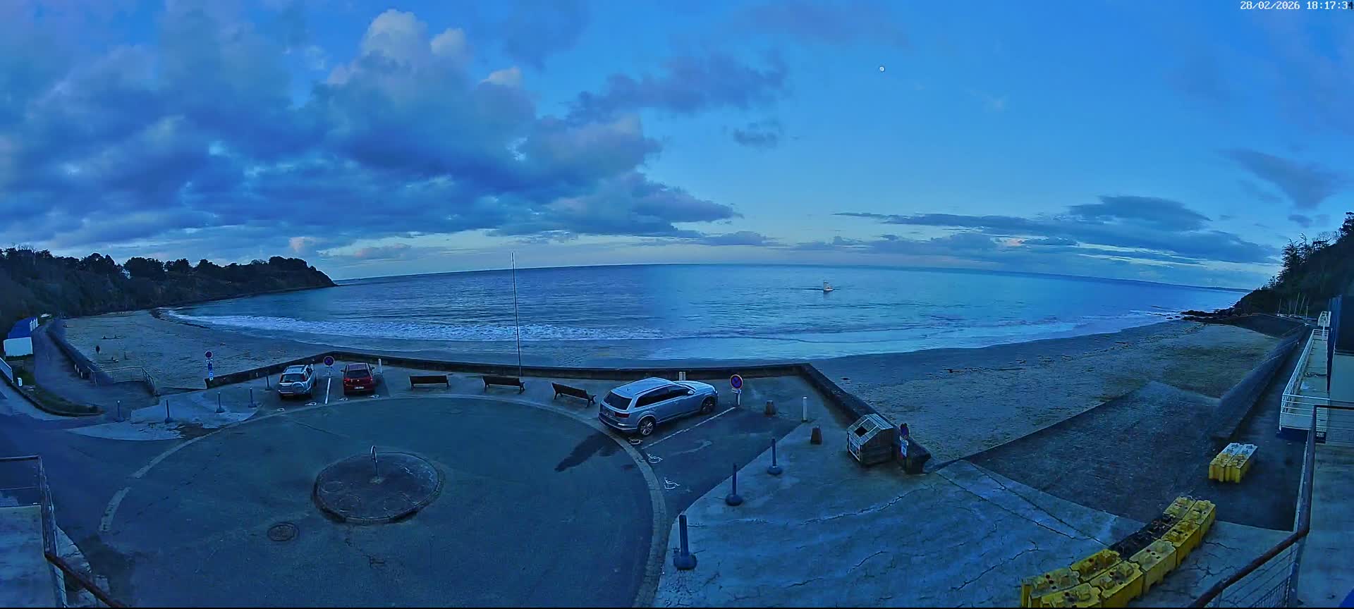Etables-sur-Mer , Plage des Godelins Beach Live Cam - Saint-Brieuc, Cotes-d'Armor, Bretagne, france