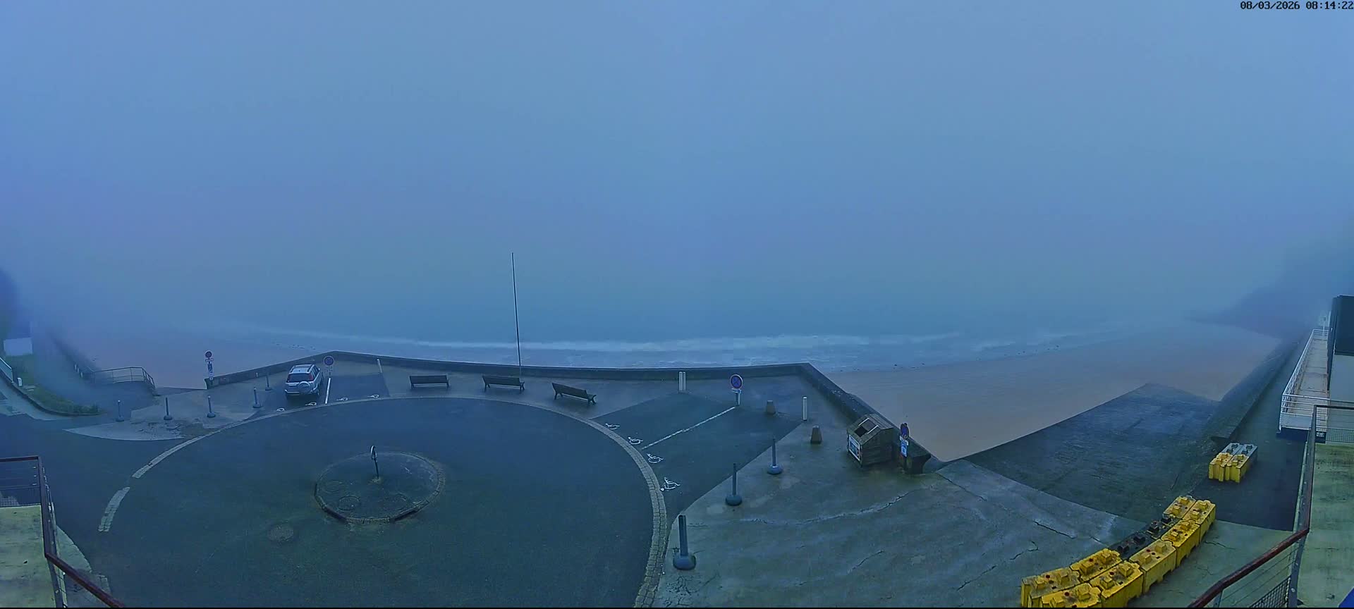 Etables-sur-Mer , Plage des Godelins Beach Live Cam - Saint-Brieuc, Cotes-d'Armor, Bretagne, france