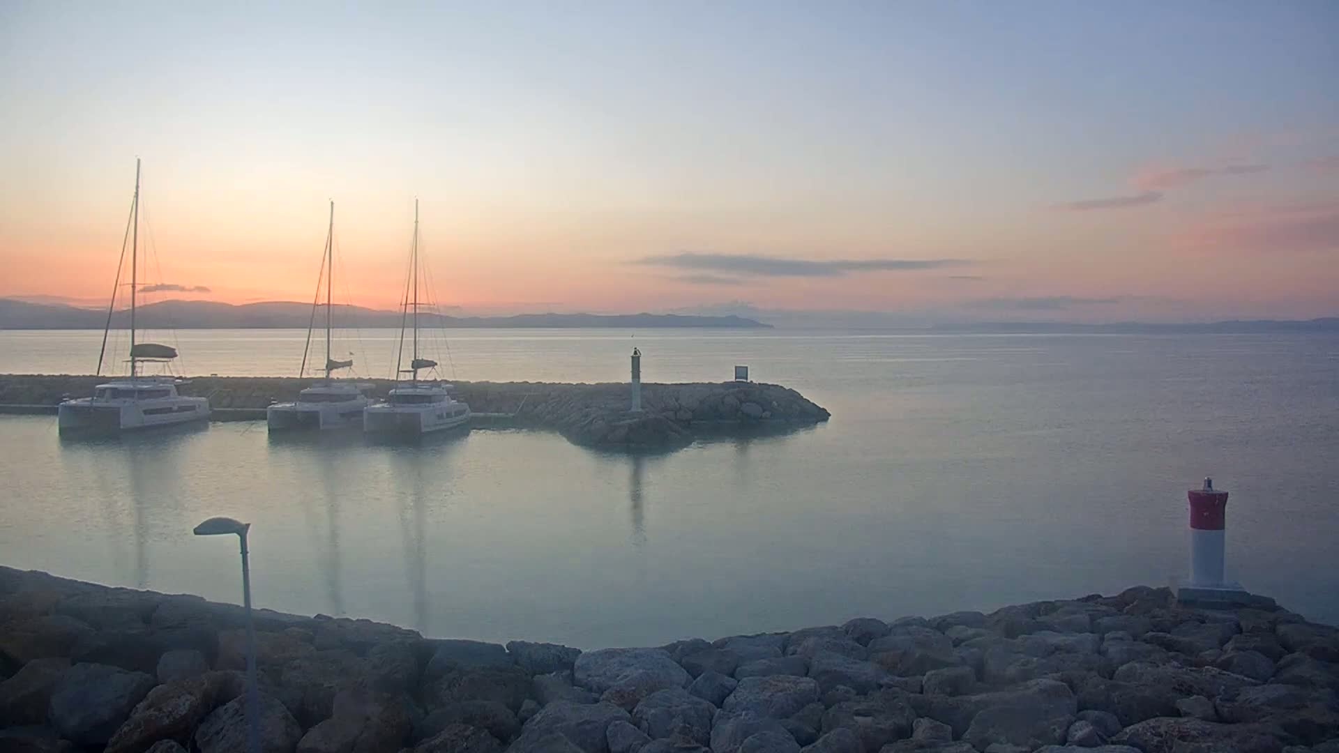 Hyeres - Port-Saint-Pierre Live Cam - Toulon, Var, Provence-Alpes-Cote d’Azur, France