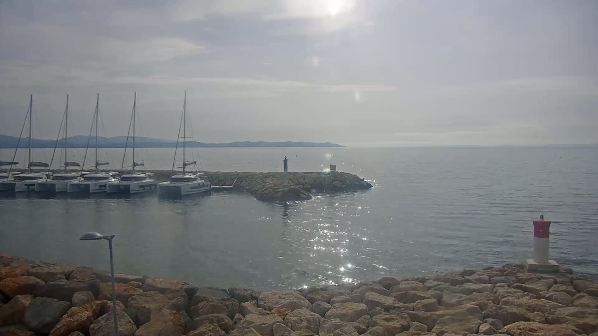 Hyeres - Port-Saint-Pierre Live Cam - Toulon, Var, Provence-Alpes-Cote d’Azur, France