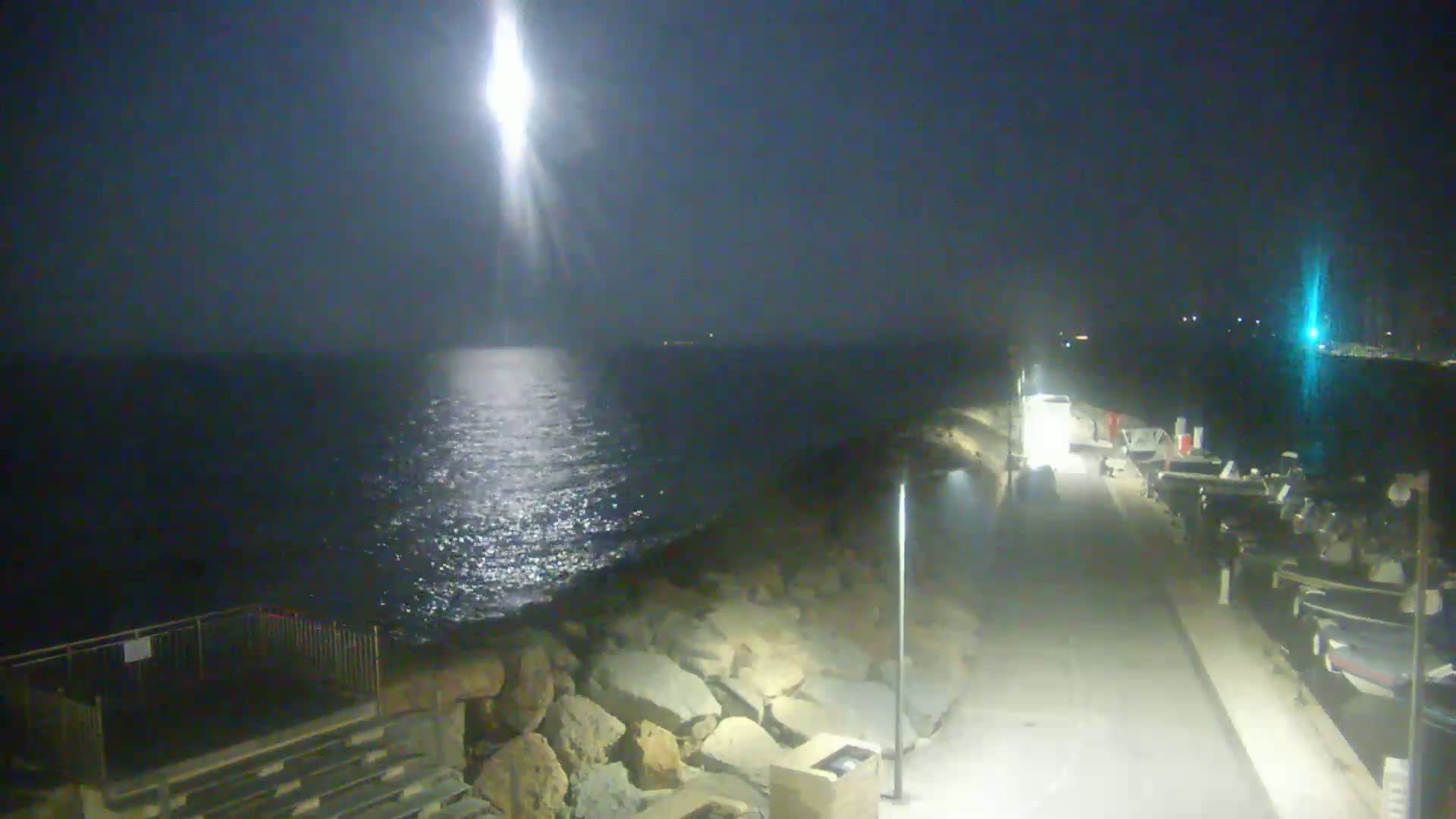Hyeres - Port-Saint-Pierre Live Cam - Toulon, Var, Provence-Alpes-Cote d’Azur, France