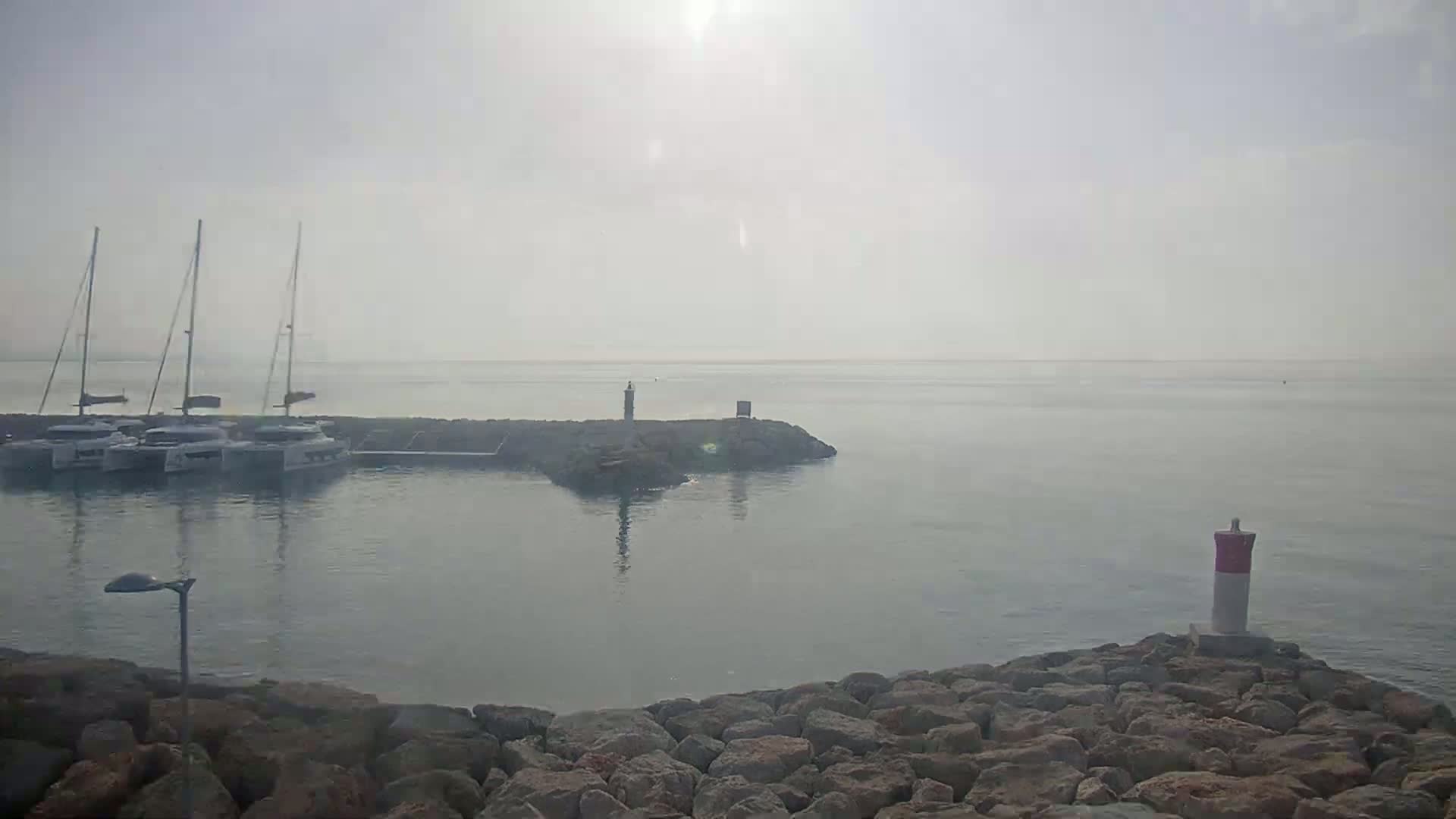 Hyeres - Port-Saint-Pierre Live Cam - Toulon, Var, Provence-Alpes-Cote d’Azur, France