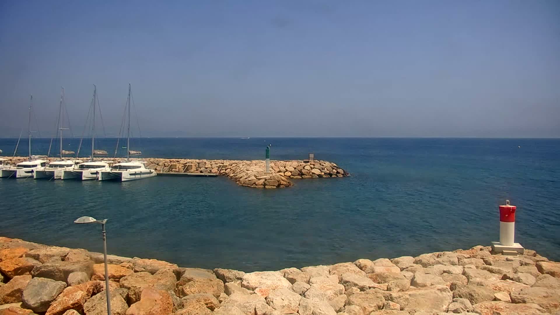 Hyeres - Port-Saint-Pierre Live Cam - Toulon, Var, Provence-Alpes-Cote d’Azur, France
