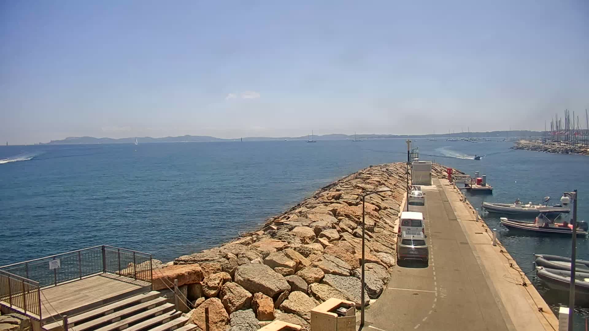Hyeres - Port-Saint-Pierre Live Cam - Toulon, Var, Provence-Alpes-Cote d’Azur, France