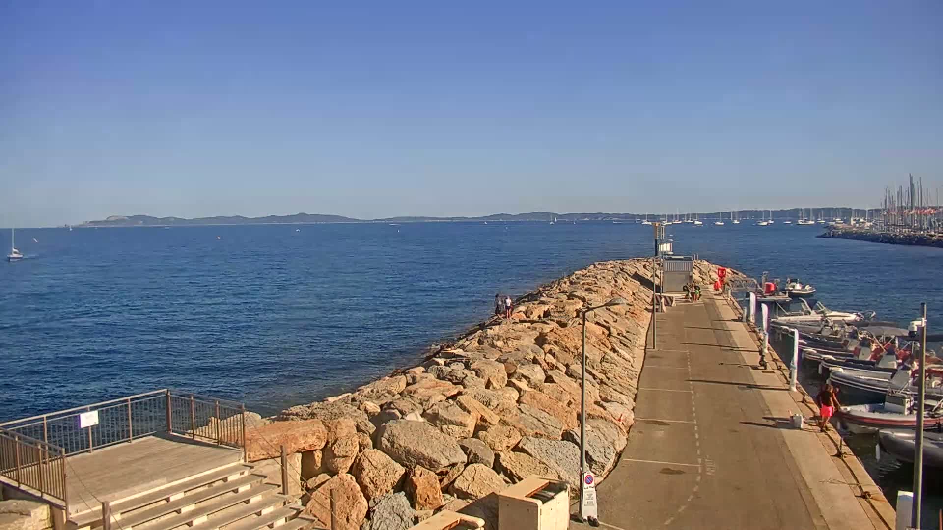 Hyeres - Port-Saint-Pierre Live Cam - Toulon, Var, Provence-Alpes-Cote d’Azur, France