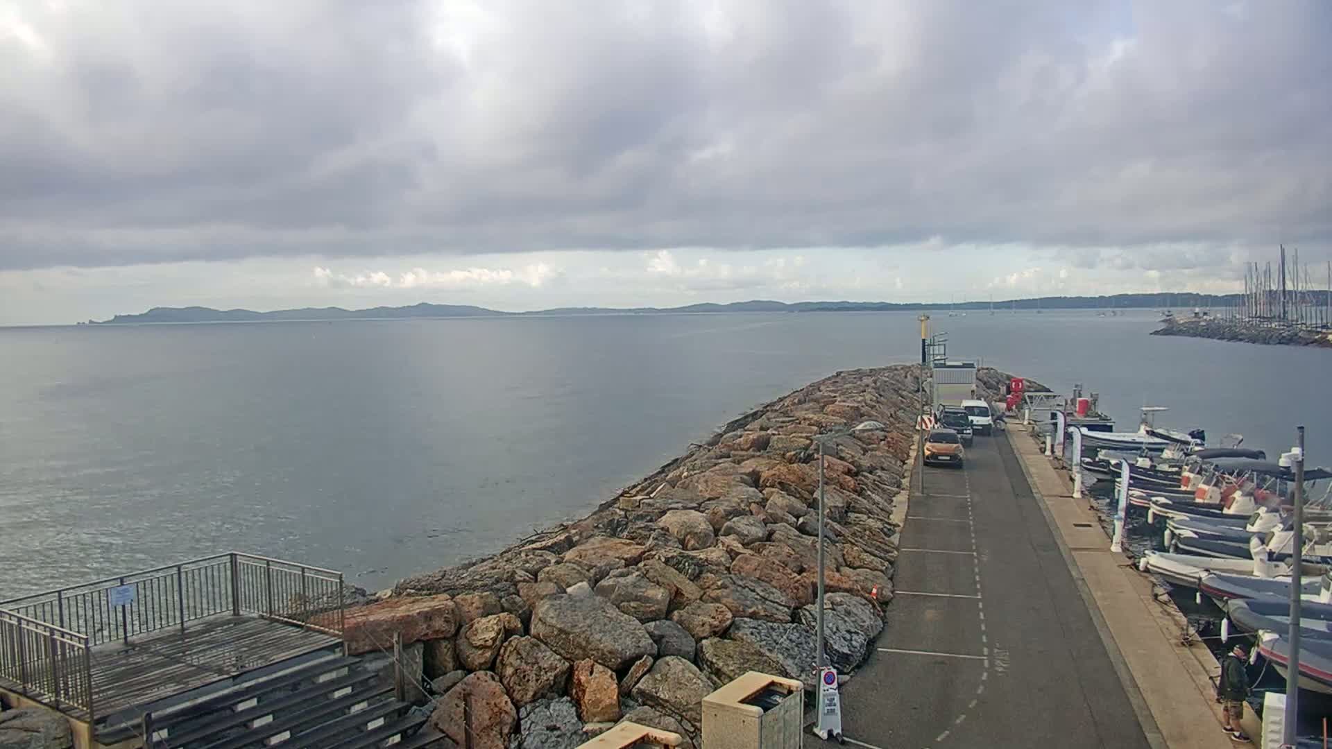 Hyeres - Port-Saint-Pierre Live Cam - Toulon, Var, Provence-Alpes-Cote d’Azur, France
