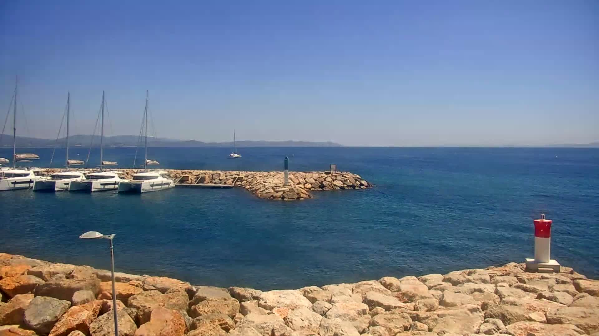 Hyeres - Port-Saint-Pierre Live Cam - Toulon, Var, Provence-Alpes-Cote d’Azur, France
