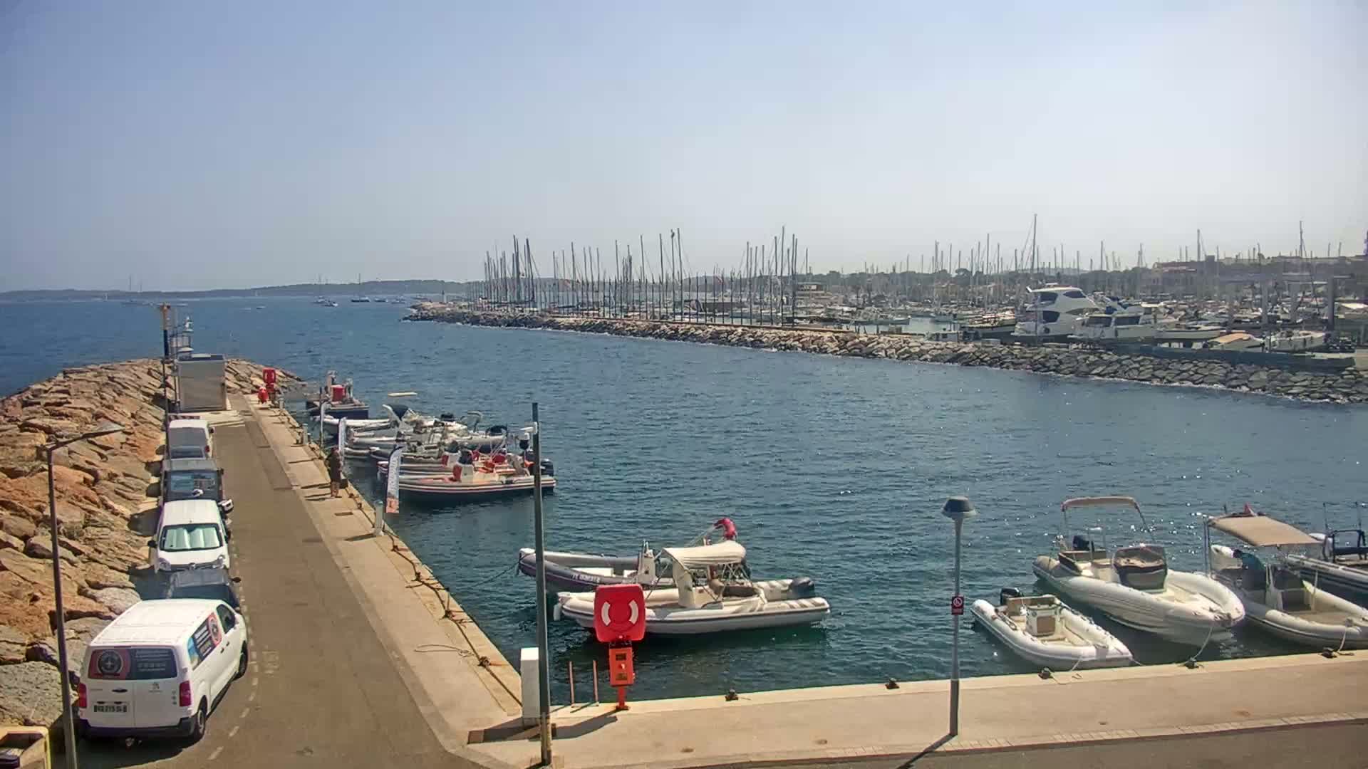 Hyeres - Port-Saint-Pierre Live Cam - Toulon, Var, Provence-Alpes-Cote d’Azur, France