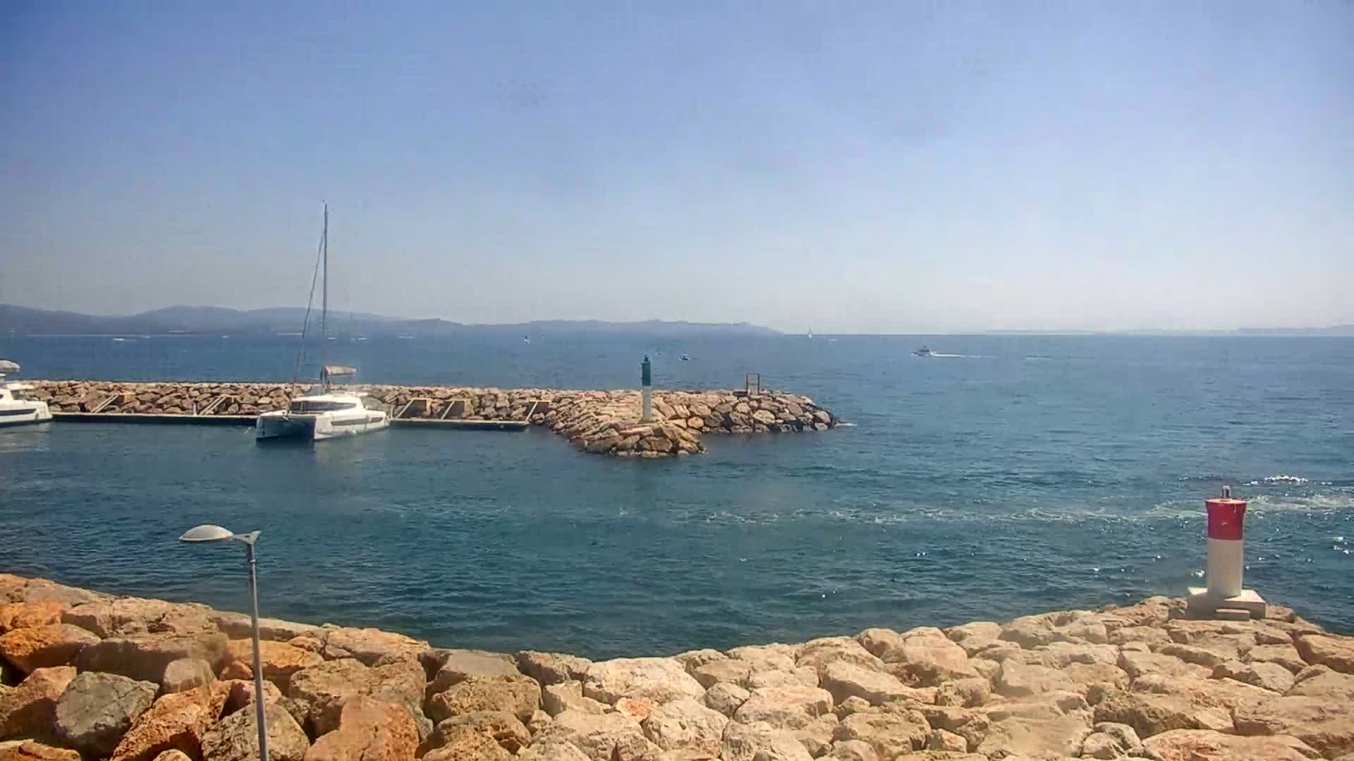 Hyeres - Port-Saint-Pierre Live Cam - Toulon, Var, Provence-Alpes-Cote d’Azur, France