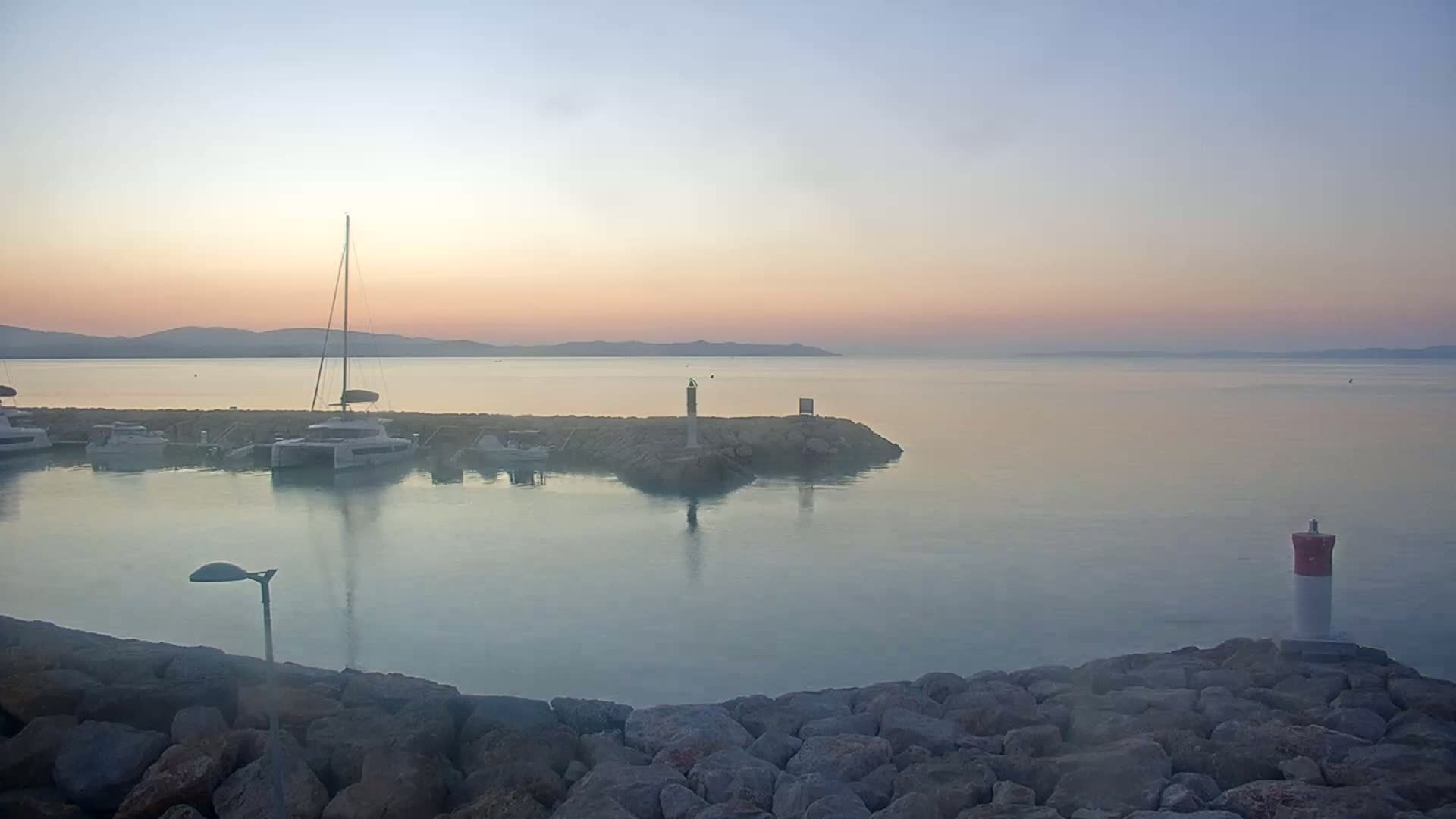 Hyeres - Port-Saint-Pierre Live Cam - Toulon, Var, Provence-Alpes-Cote d’Azur, France