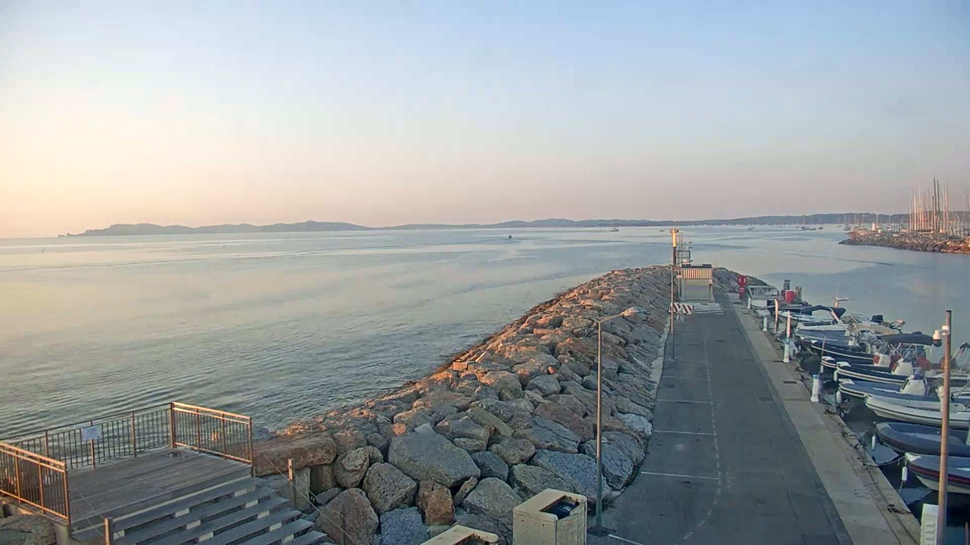 Hyeres - Port-Saint-Pierre Live Cam - Toulon, Var, Provence-Alpes-Cote d’Azur, France