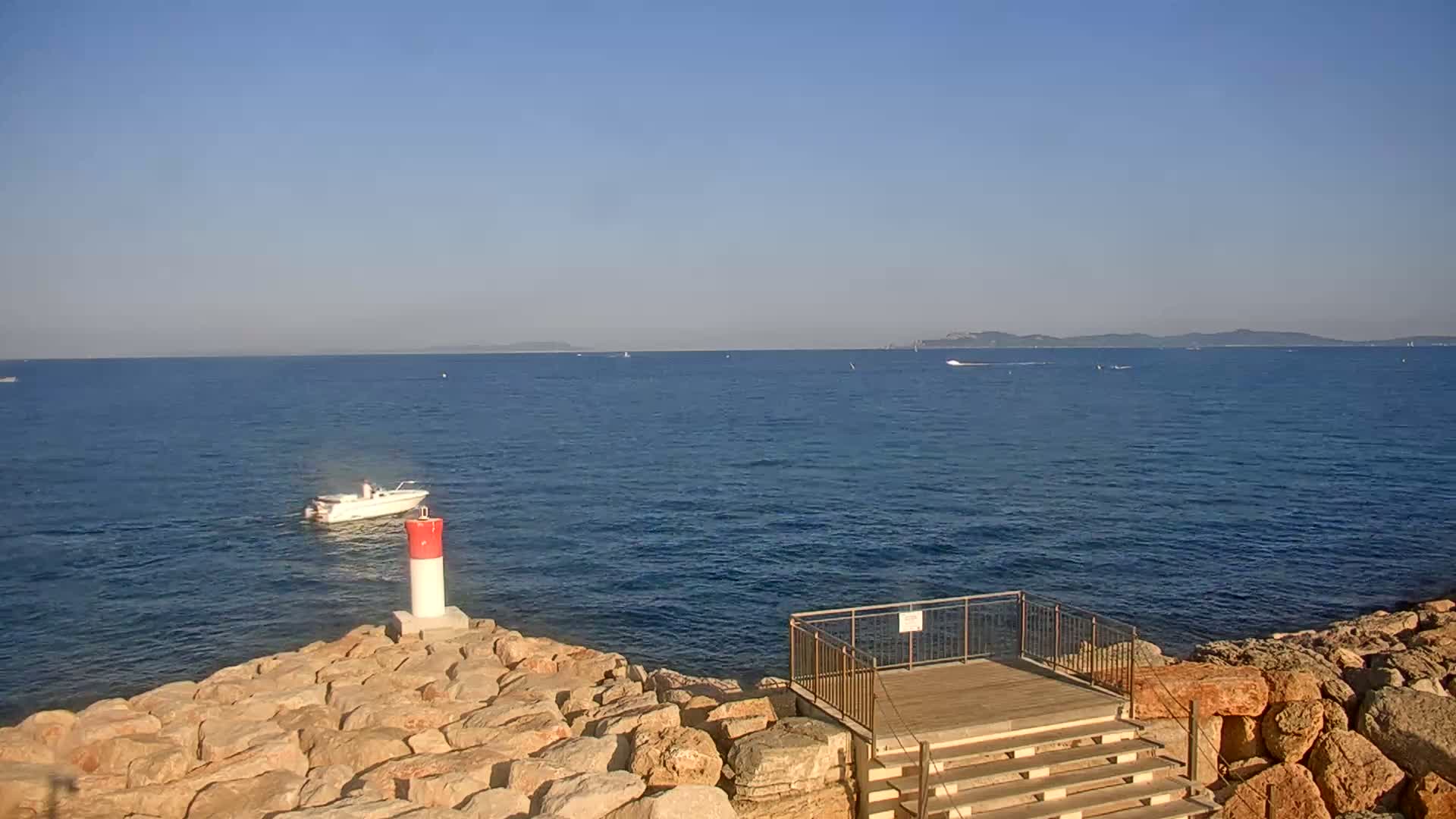 Hyeres - Port-Saint-Pierre Live Cam - Toulon, Var, Provence-Alpes-Cote d’Azur, France
