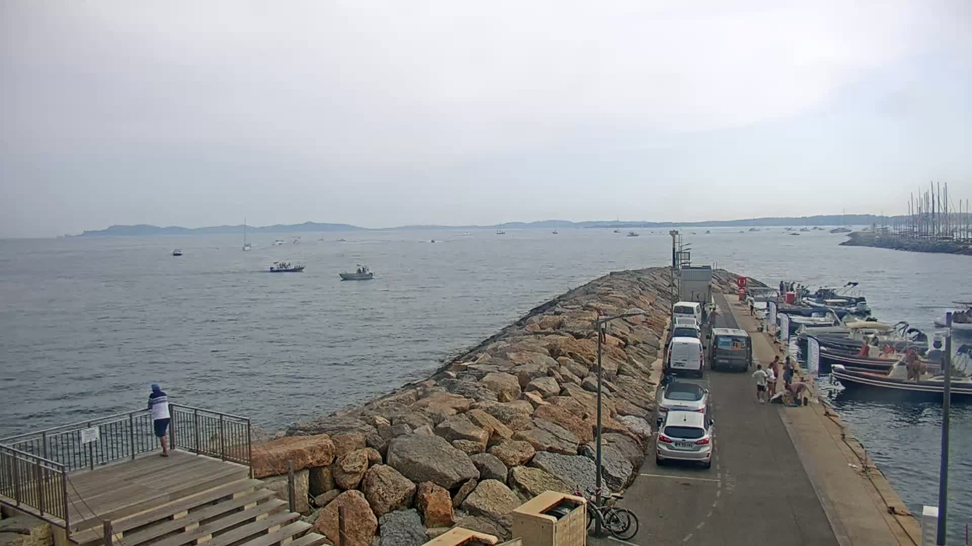 Hyeres - Port-Saint-Pierre Live Cam - Toulon, Var, Provence-Alpes-Cote d’Azur, France