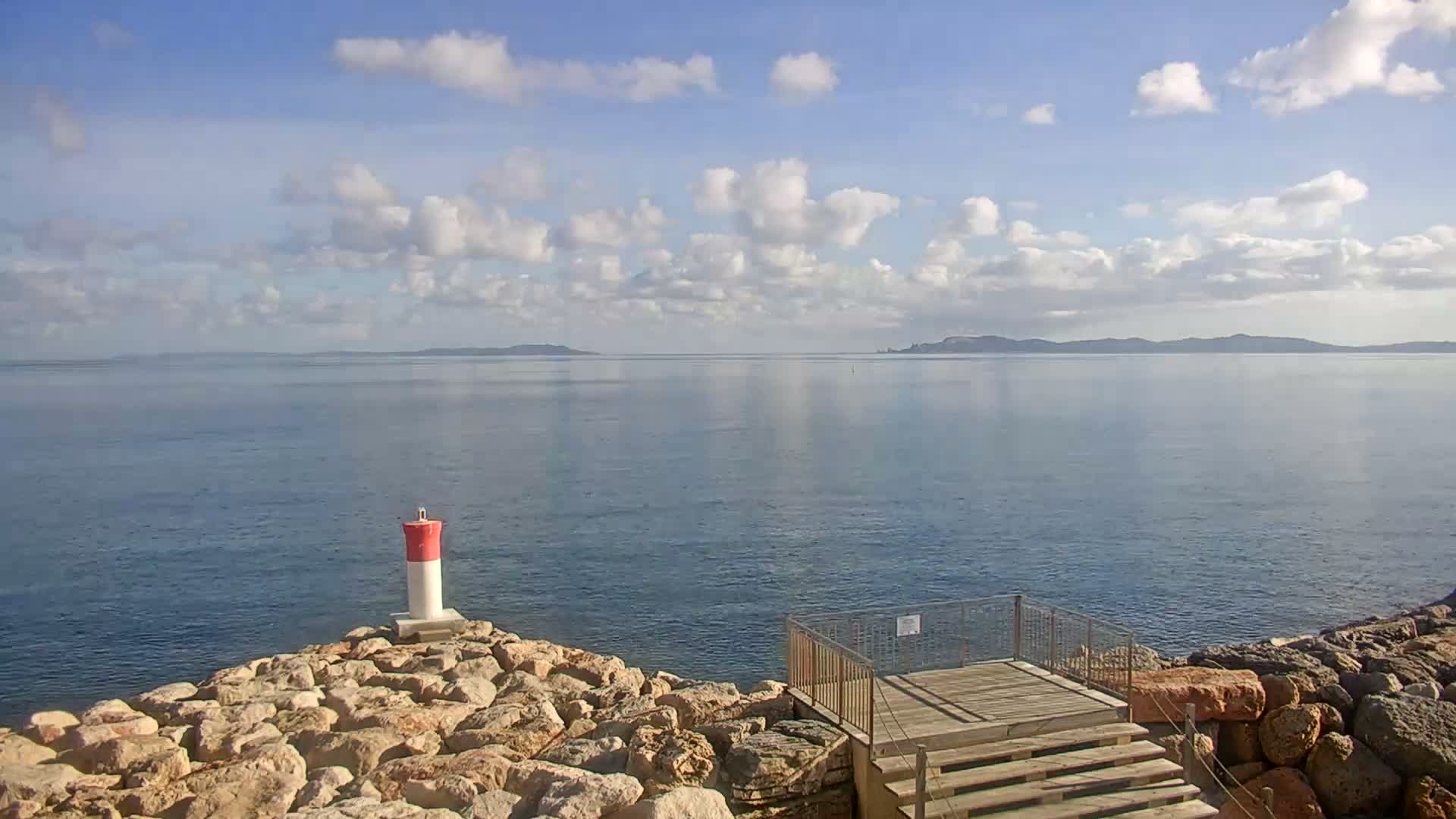 Hyeres - Port-Saint-Pierre Live Cam - Toulon, Var, Provence-Alpes-Cote d’Azur, France