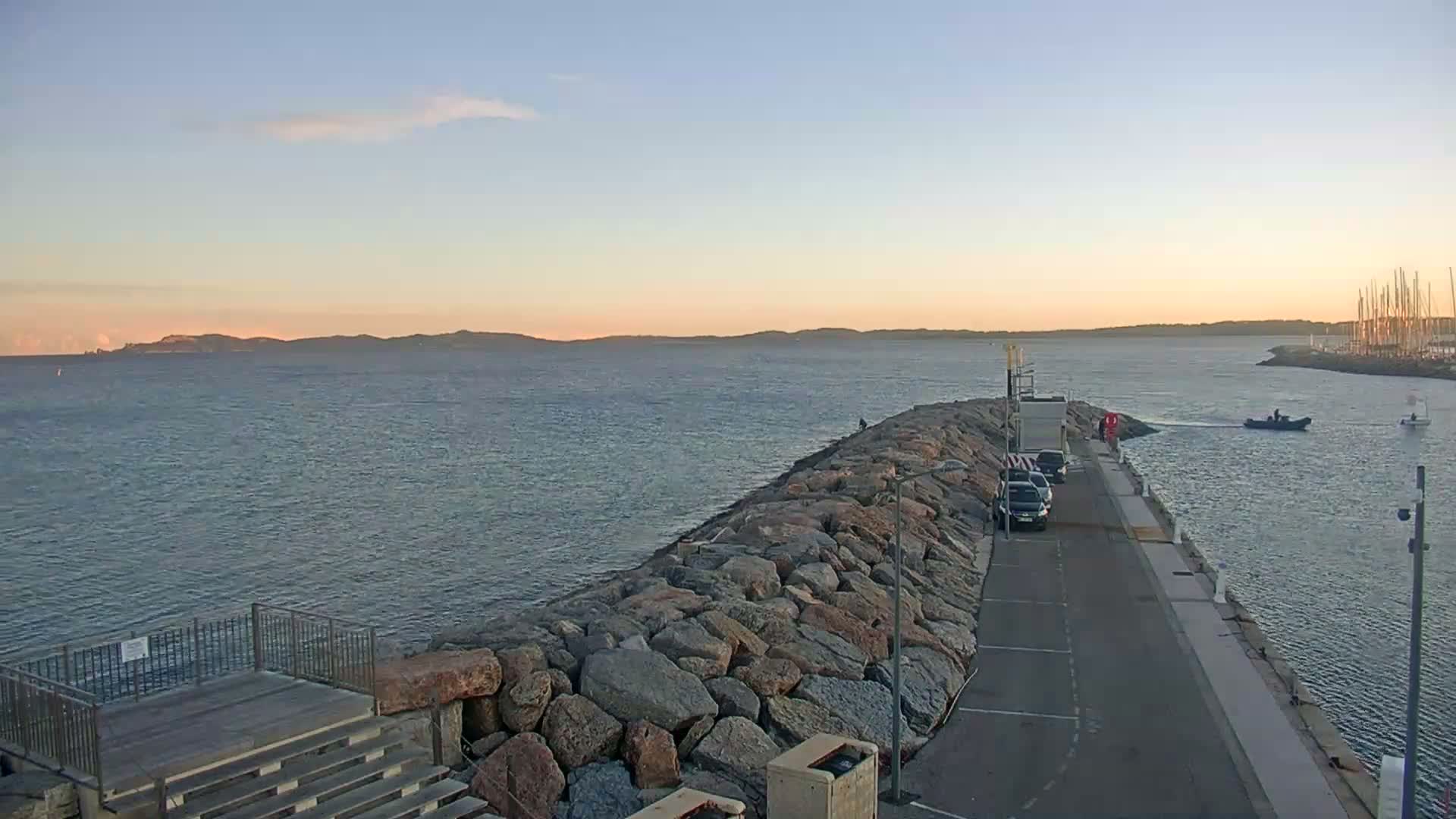 Hyeres - Port-Saint-Pierre Live Cam - Toulon, Var, Provence-Alpes-Cote d’Azur, France