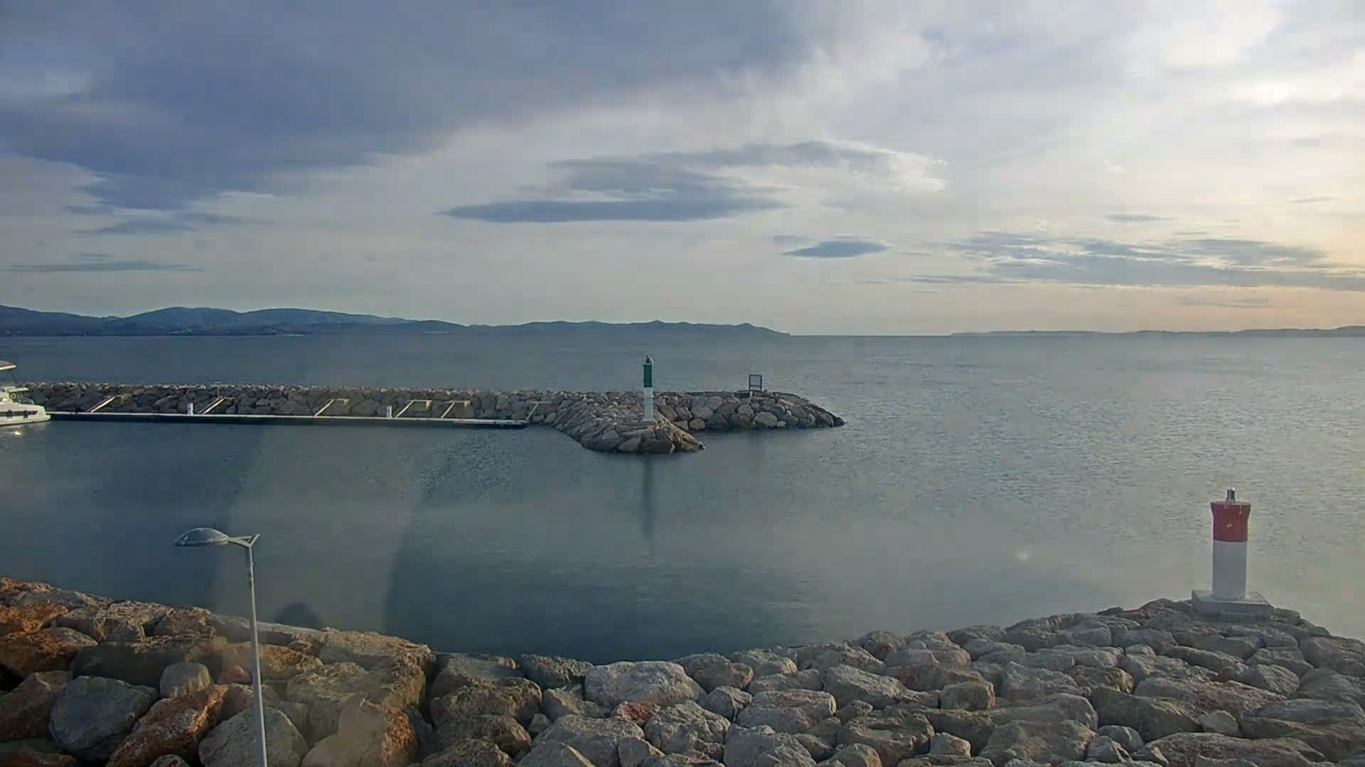 Hyeres - Port-Saint-Pierre Live Cam - Toulon, Var, Provence-Alpes-Cote d’Azur, France