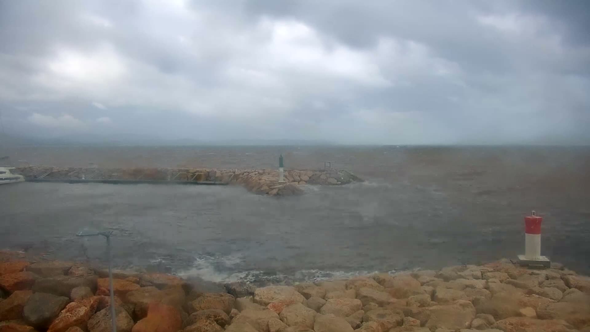 Hyeres - Port-Saint-Pierre Live Cam - Toulon, Var, Provence-Alpes-Cote d’Azur, France