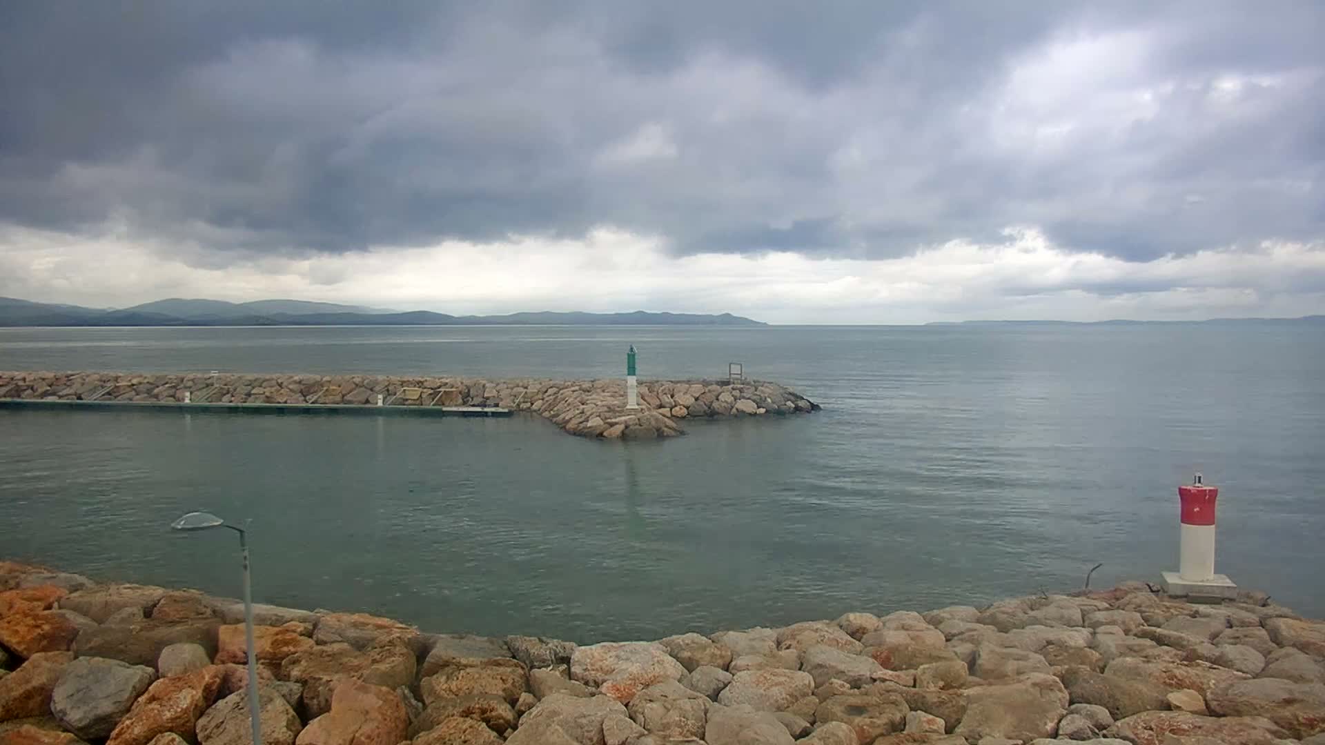 Hyeres - Port-Saint-Pierre Live Cam - Toulon, Var, Provence-Alpes-Cote d’Azur, France