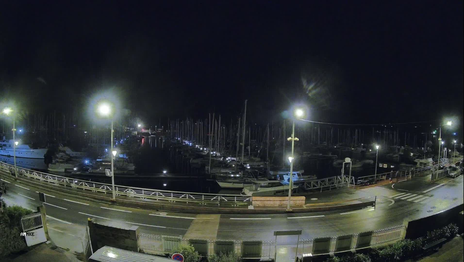 Perros-Guirec, Port de Perros Marine Live Cam - Lannion, Cotes-d'Armor, Bretagne, France