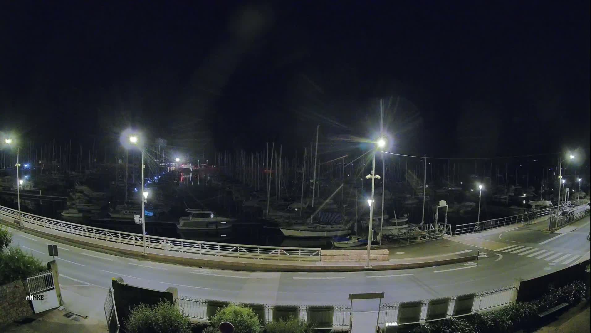 Perros-Guirec, Port de Perros Marine Live Cam - Lannion, Cotes-d'Armor, Bretagne, France