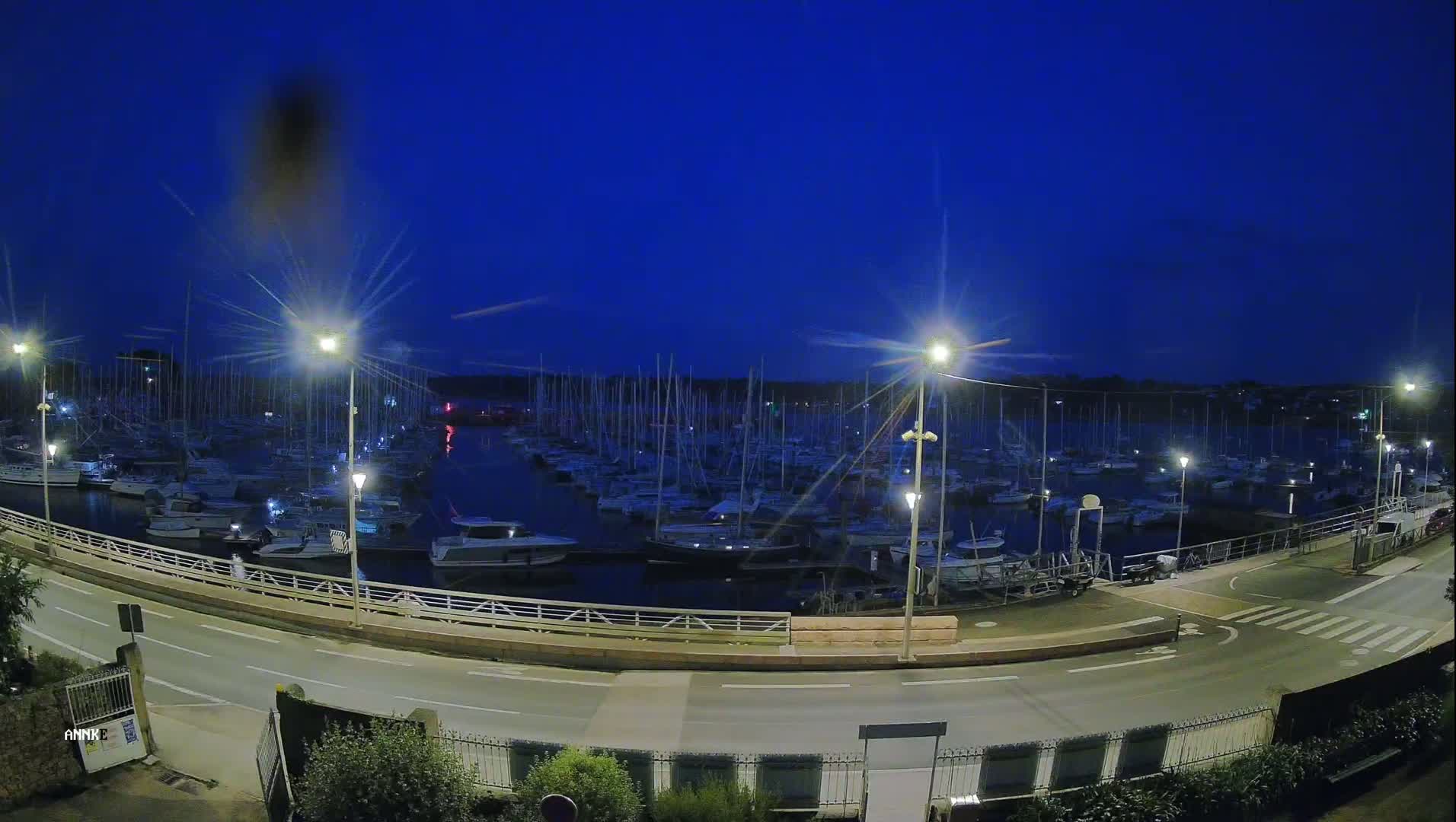 Perros-Guirec, Port de Perros Marine Live Cam - Lannion, Cotes-d'Armor, Bretagne, France