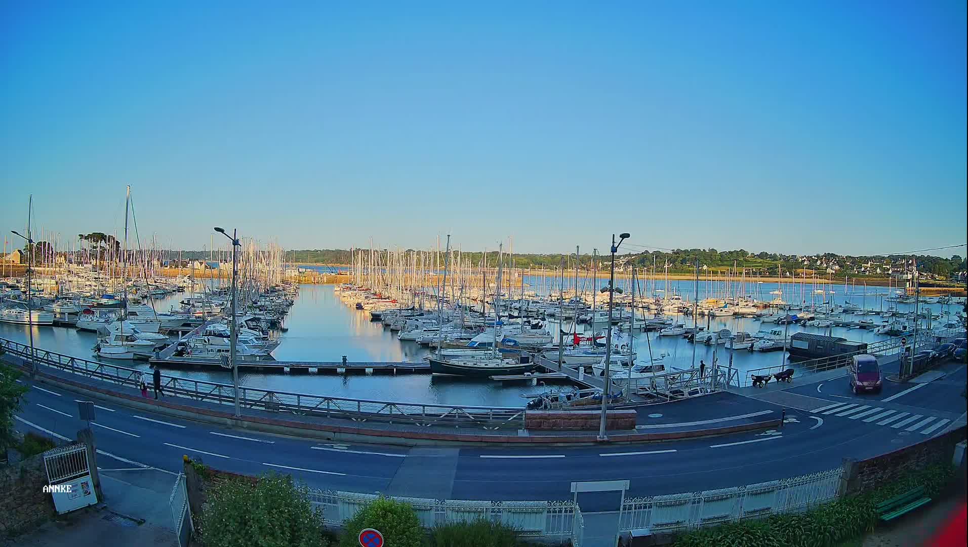 Perros-Guirec, Port de Perros Marine Live Cam - Lannion, Cotes-d'Armor, Bretagne, France