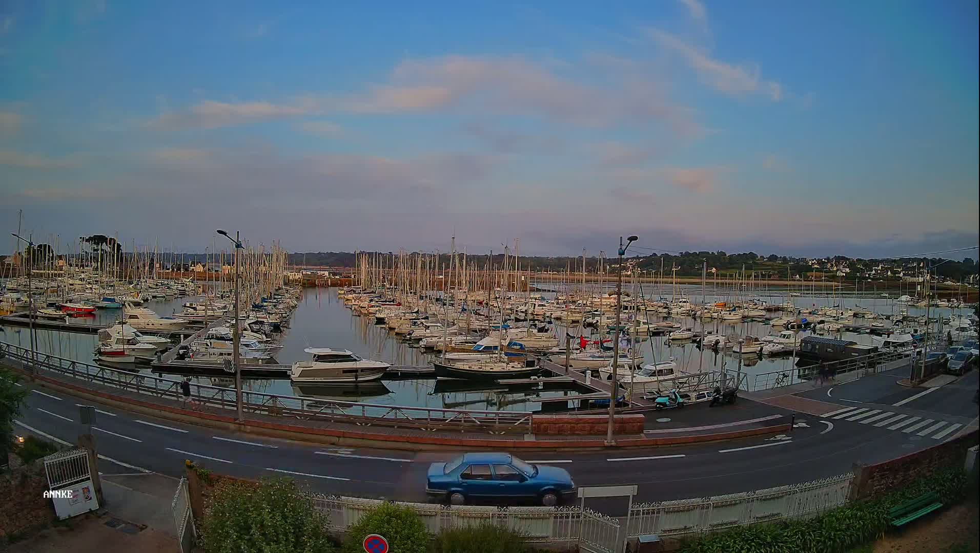 Perros-Guirec, Port de Perros Marine Live Cam - Lannion, Cotes-d'Armor, Bretagne, France