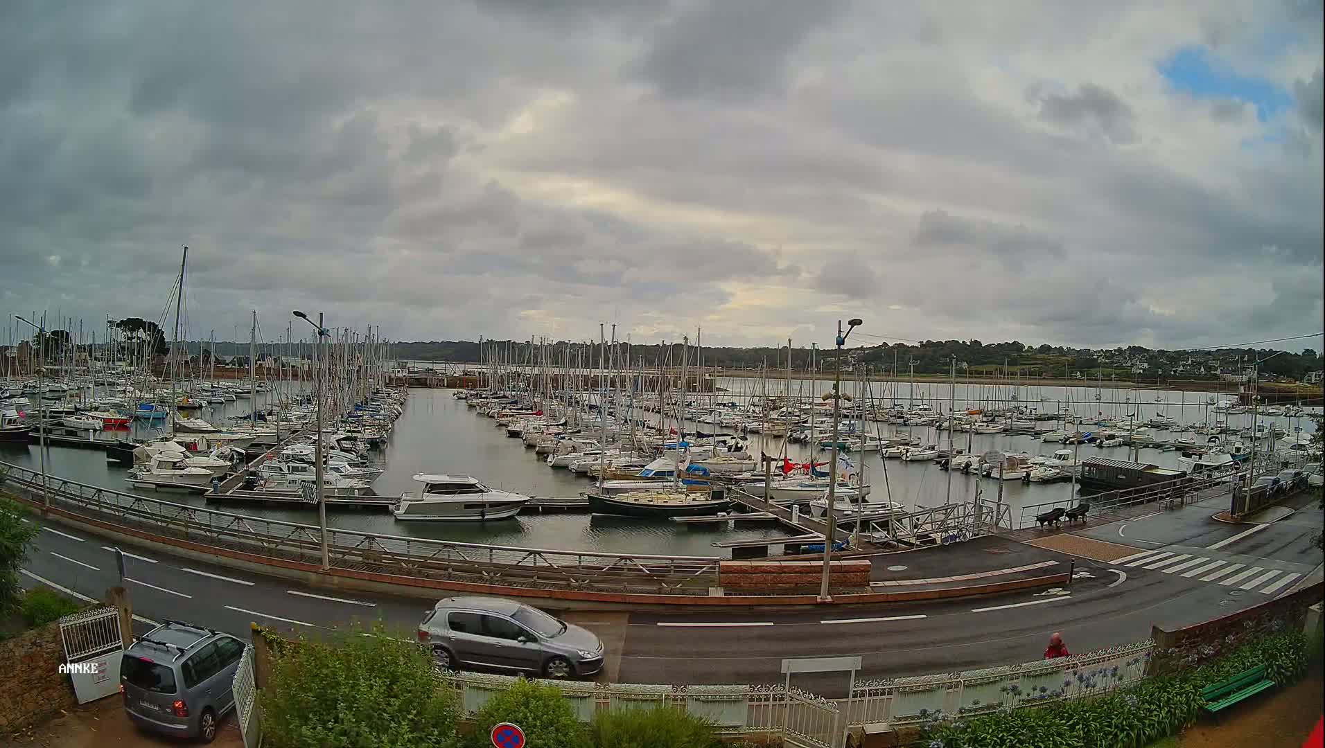 Perros-Guirec, Port de Perros Marine Live Cam - Lannion, Cotes-d'Armor, Bretagne, France