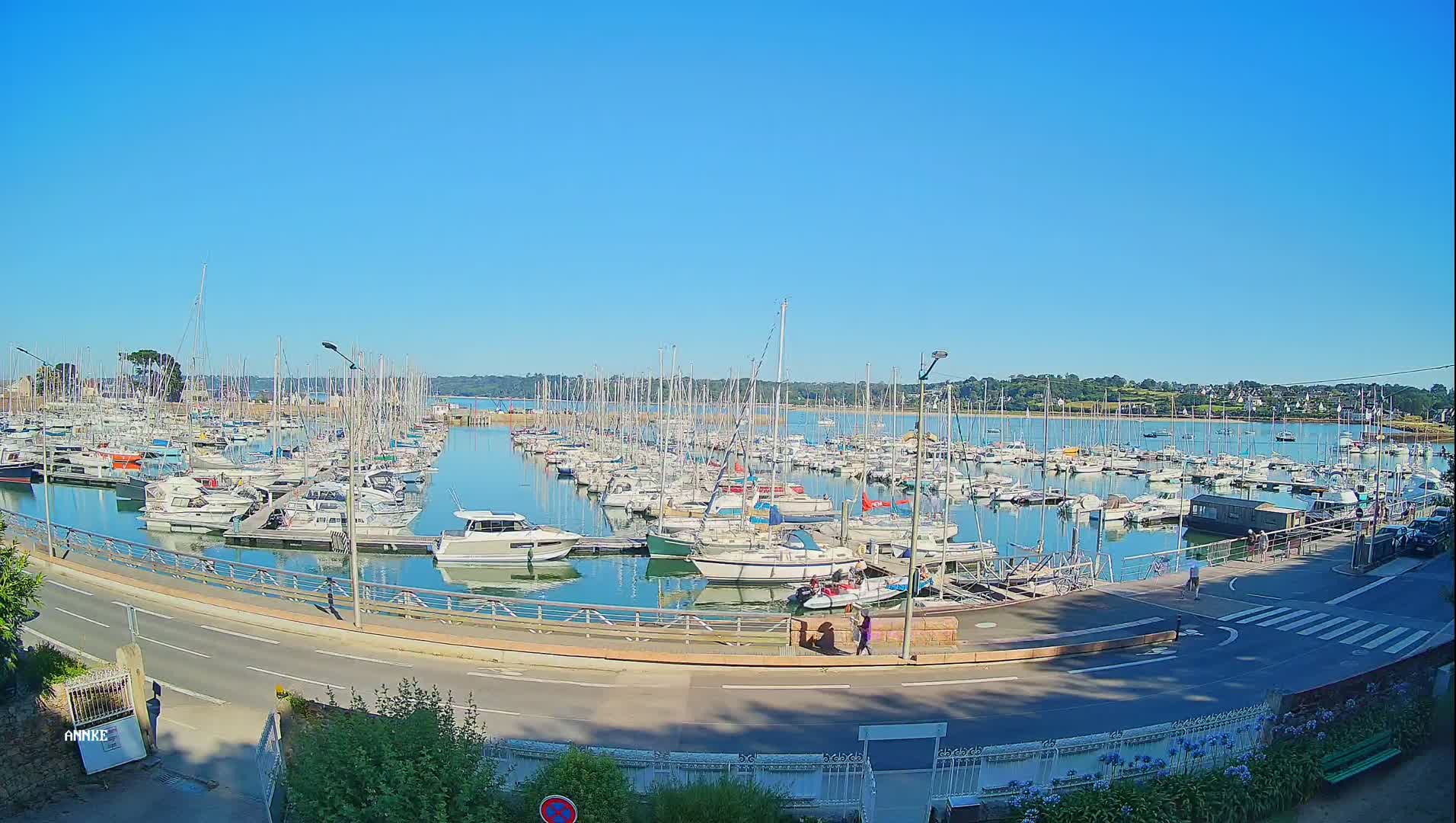 Perros-Guirec, Port de Perros Marine Live Cam - Lannion, Cotes-d'Armor, Bretagne, France