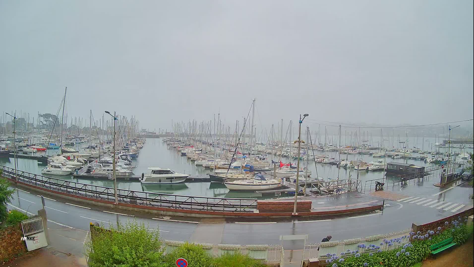 Perros-Guirec, Port de Perros Marine Live Cam - Lannion, Cotes-d'Armor, Bretagne, France