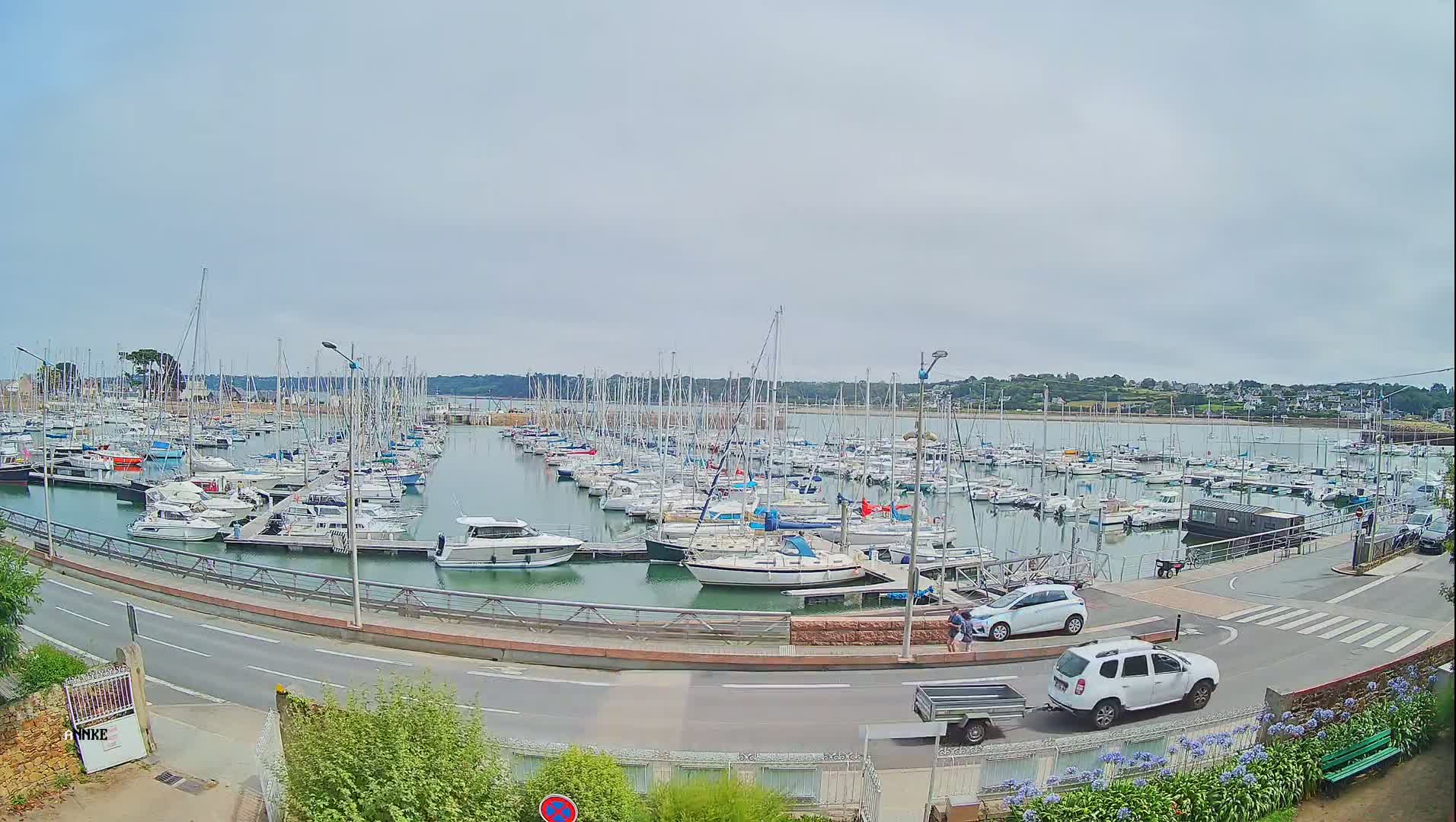 Perros-Guirec, Port de Perros Marine Live Cam - Lannion, Cotes-d'Armor, Bretagne, France