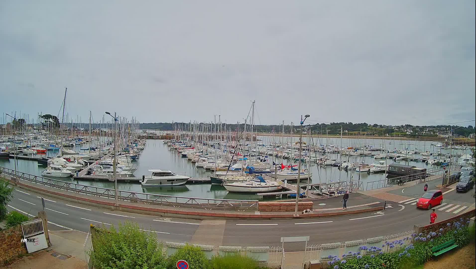 Perros-Guirec, Port de Perros Marine Live Cam - Lannion, Cotes-d'Armor, Bretagne, France