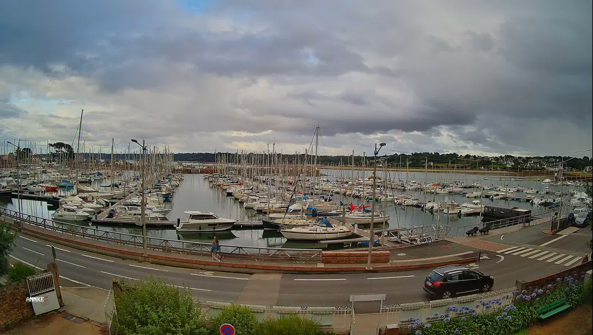 Perros-Guirec, Port de Perros Marine Live Cam - Lannion, Cotes-d'Armor, Bretagne, France