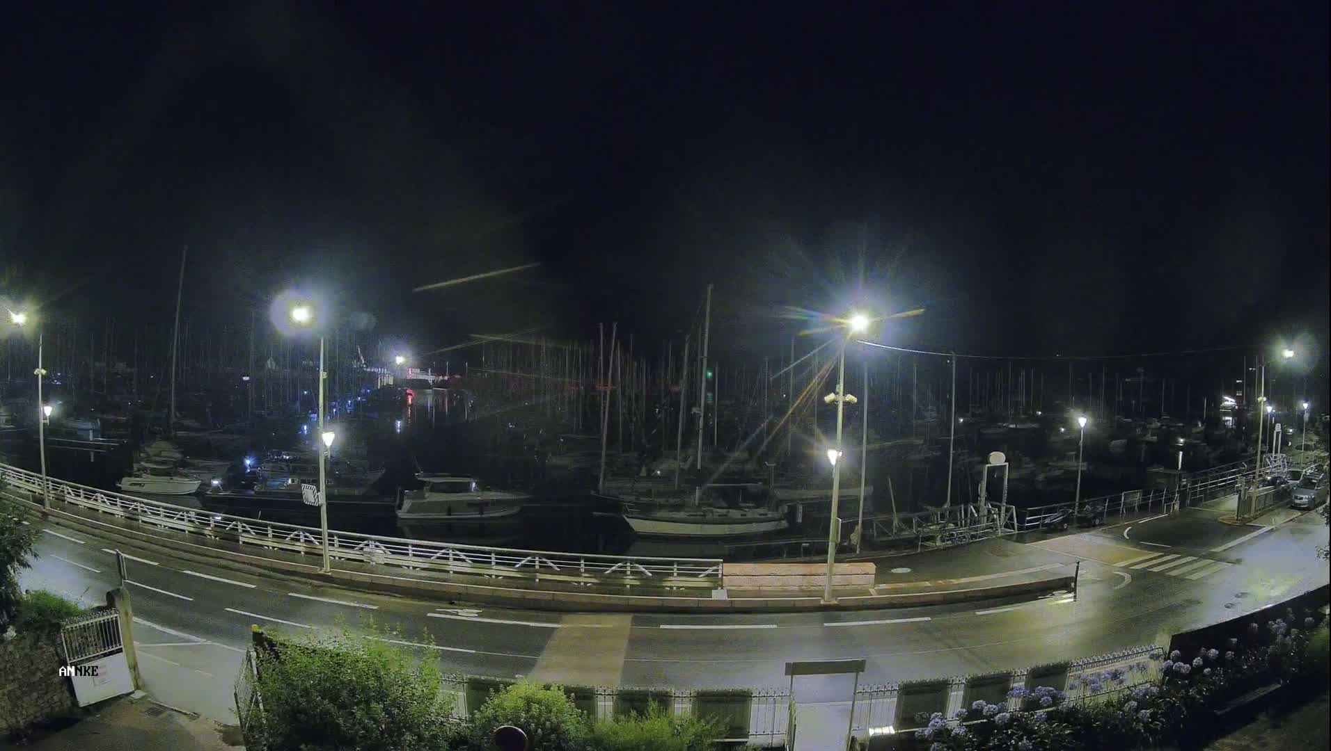 Perros-Guirec, Port de Perros Marine Live Cam - Lannion, Cotes-d'Armor, Bretagne, France