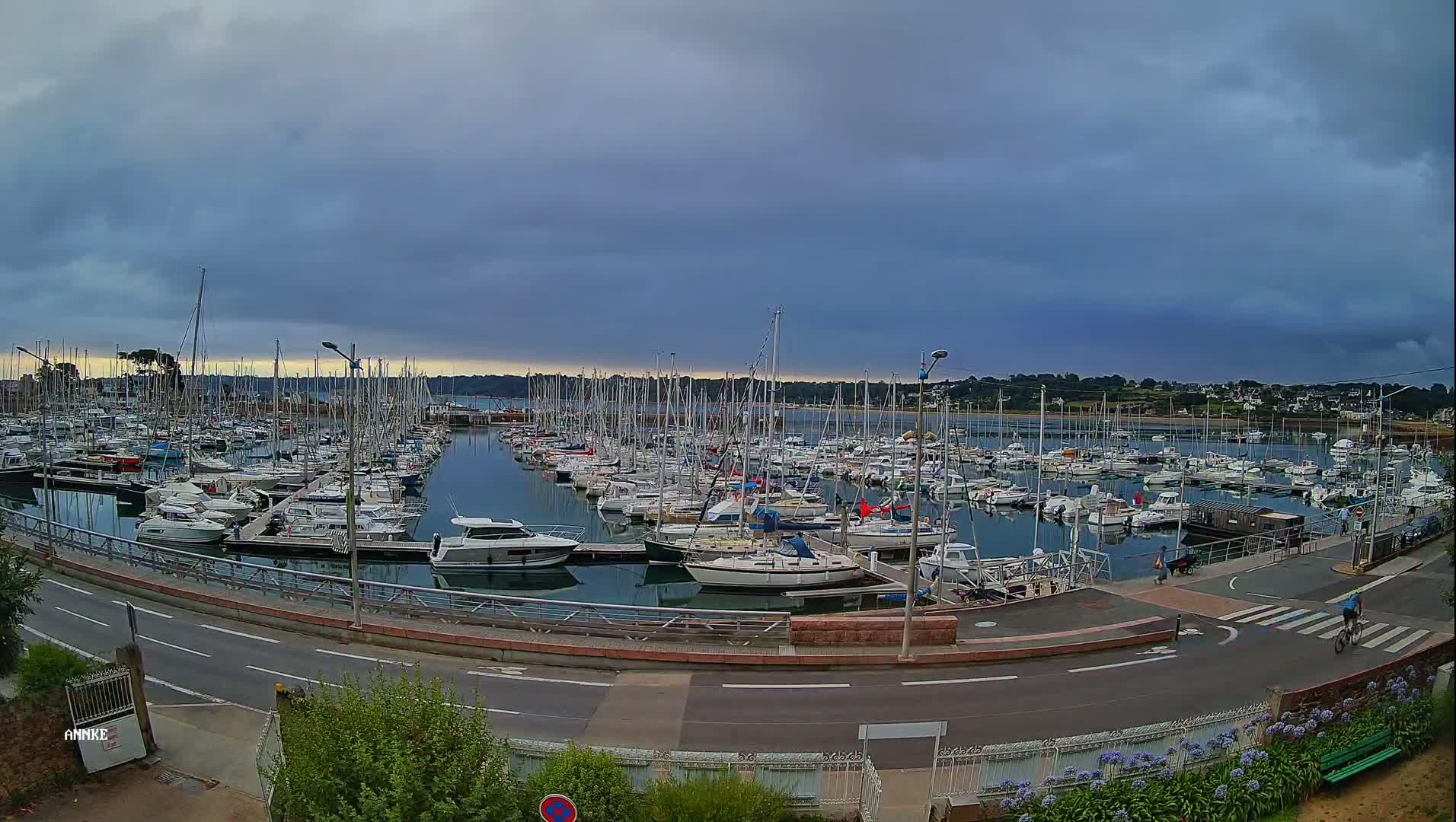 Perros-Guirec, Port de Perros Marine Live Cam - Lannion, Cotes-d'Armor, Bretagne, France