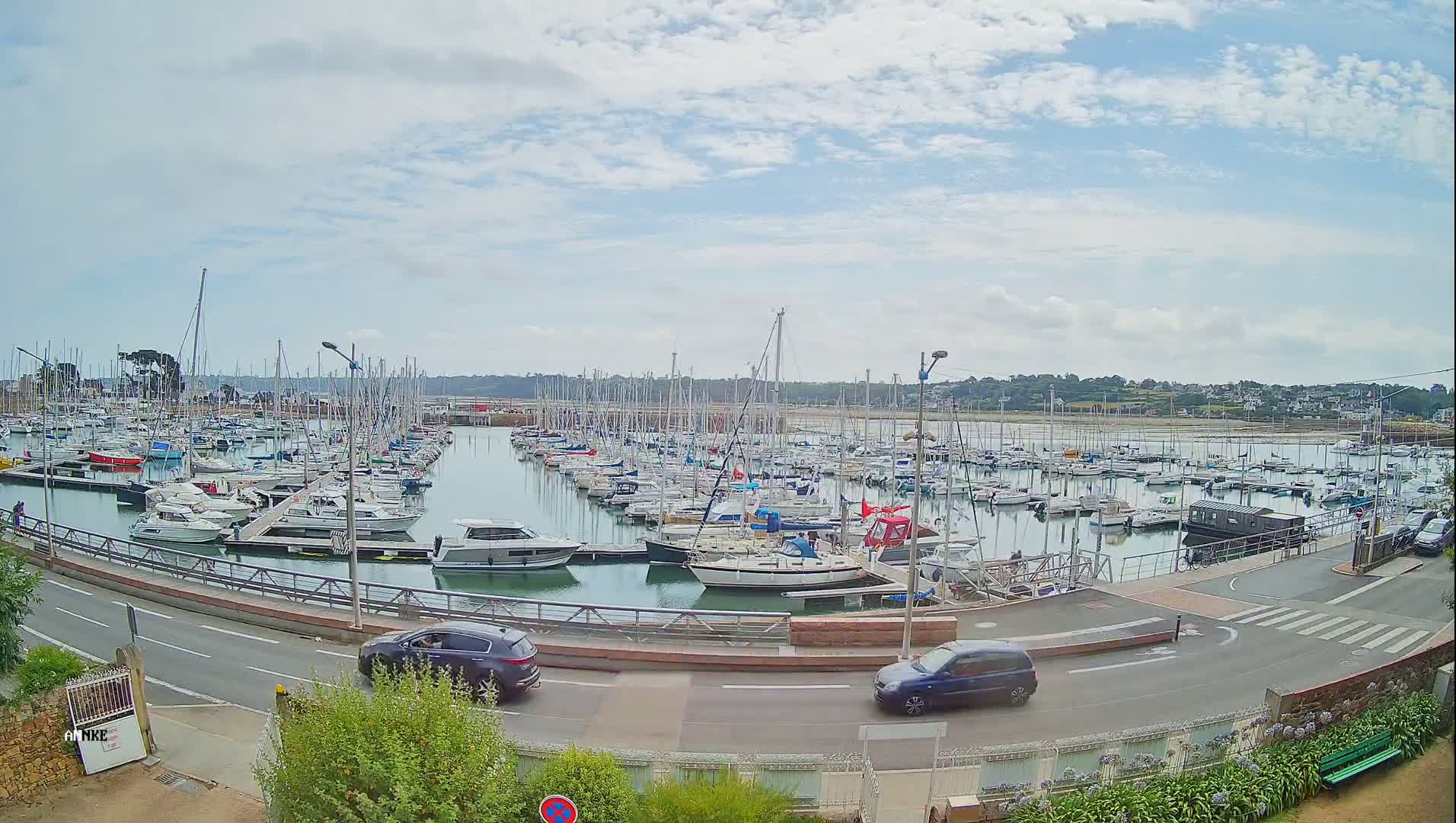 Perros-Guirec, Port de Perros Marine Live Cam - Lannion, Cotes-d'Armor, Bretagne, France