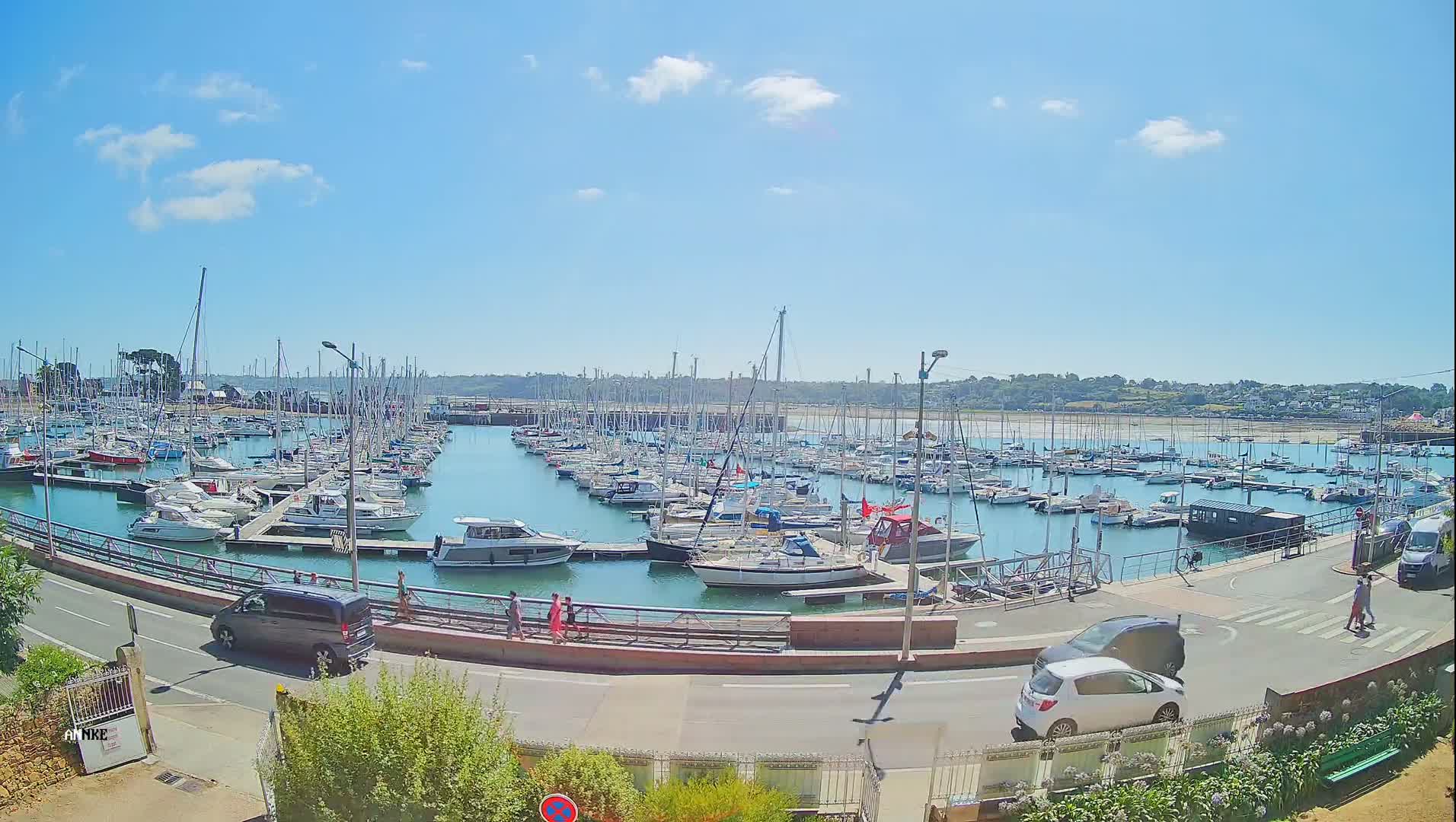 Perros-Guirec, Port de Perros Marine Live Cam - Lannion, Cotes-d'Armor, Bretagne, France