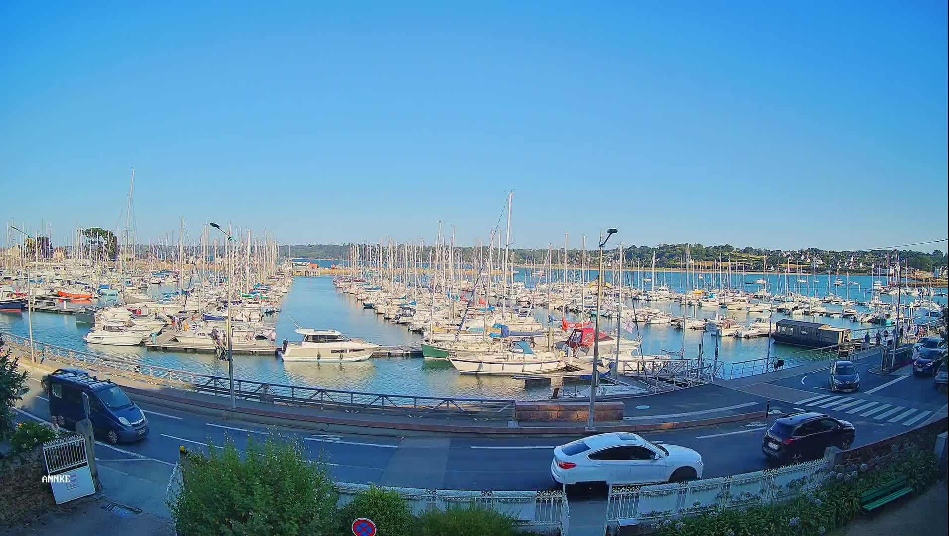 Perros-Guirec, Port de Perros Marine Live Cam - Lannion, Cotes-d'Armor, Bretagne, France