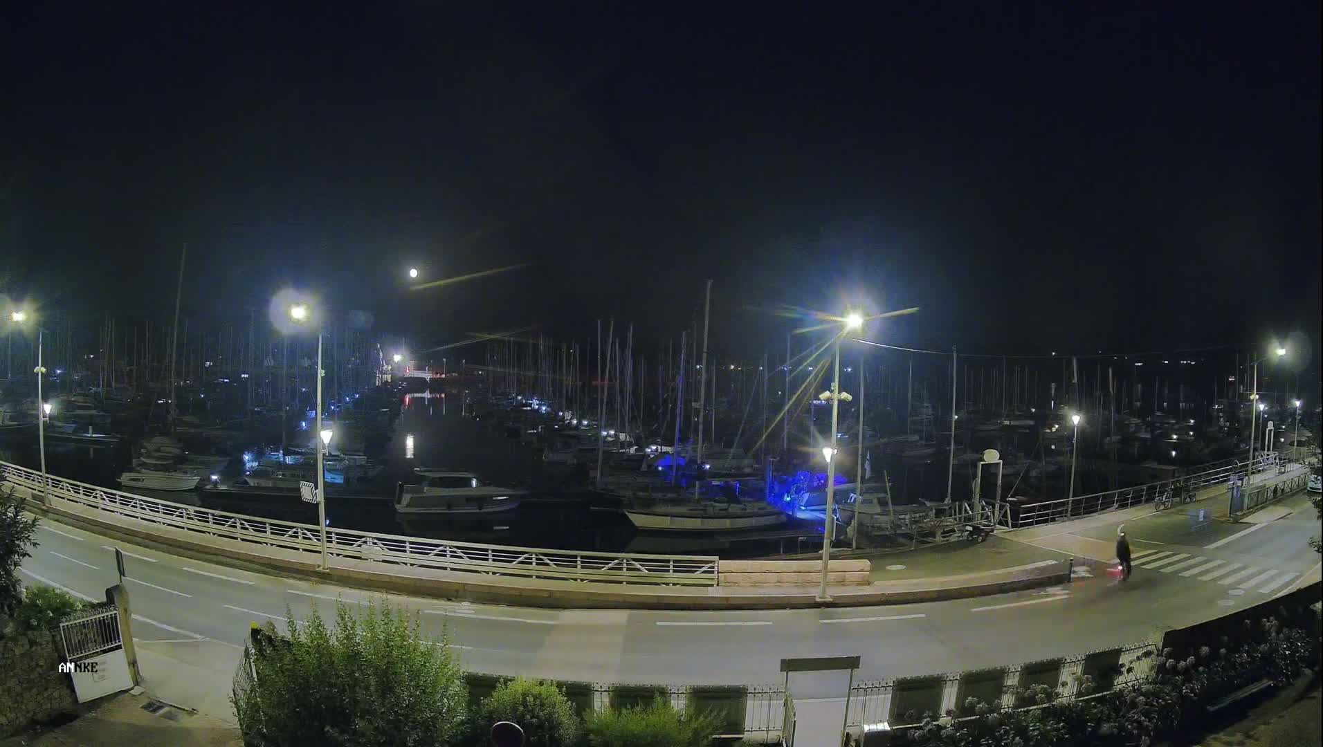 Perros-Guirec, Port de Perros Marine Live Cam - Lannion, Cotes-d'Armor, Bretagne, France
